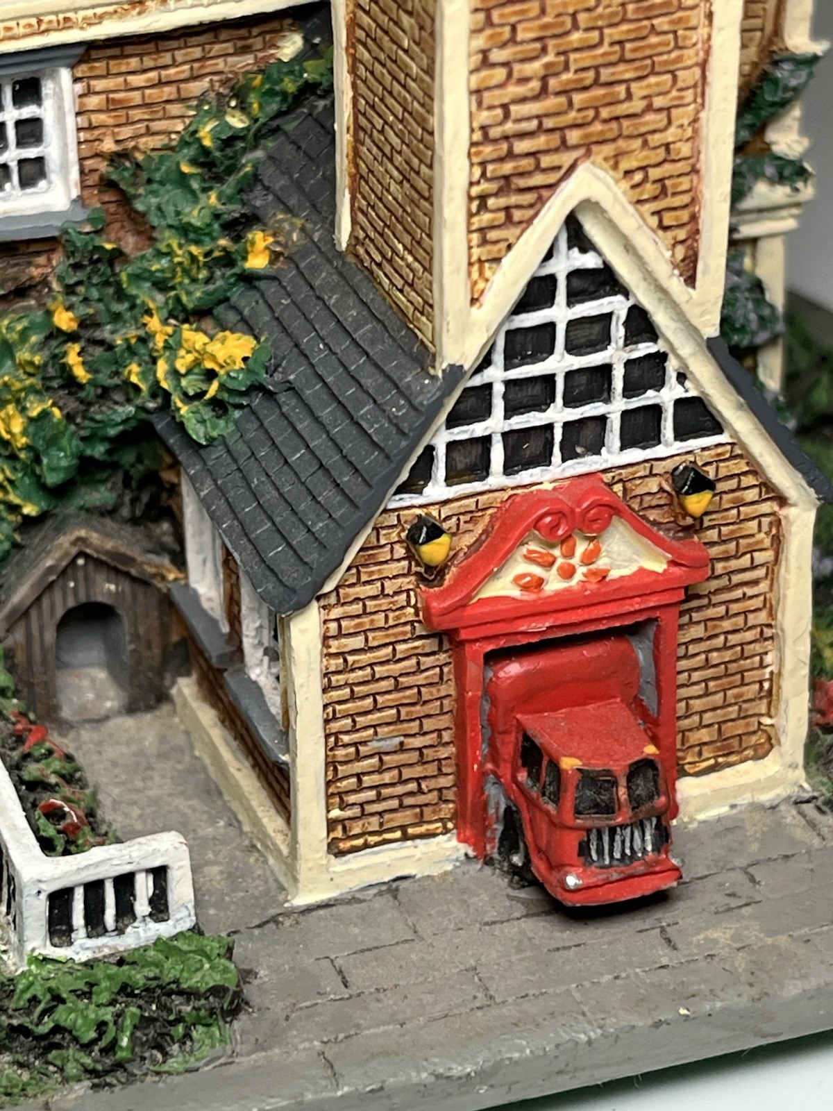 Vtg 1994 Santa’s Best Christmas In New England Village Fire Station 3-1/2” Resin