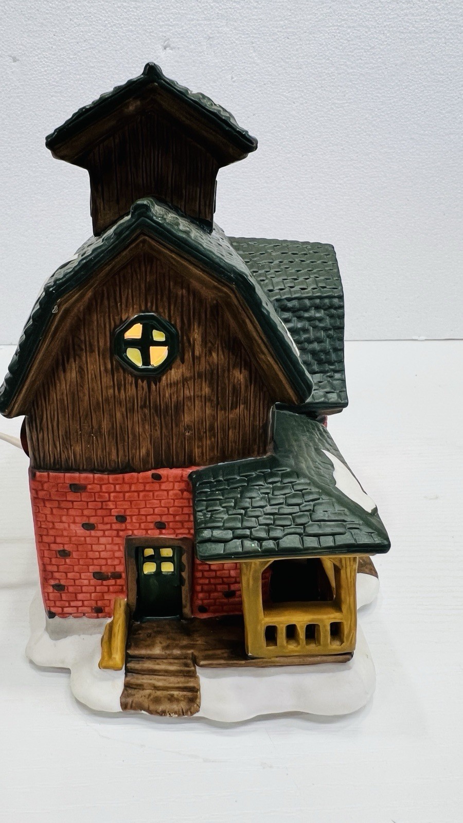 Christmas Delights Porcelain “Farmers Market” Lighted House Retired Excellent !