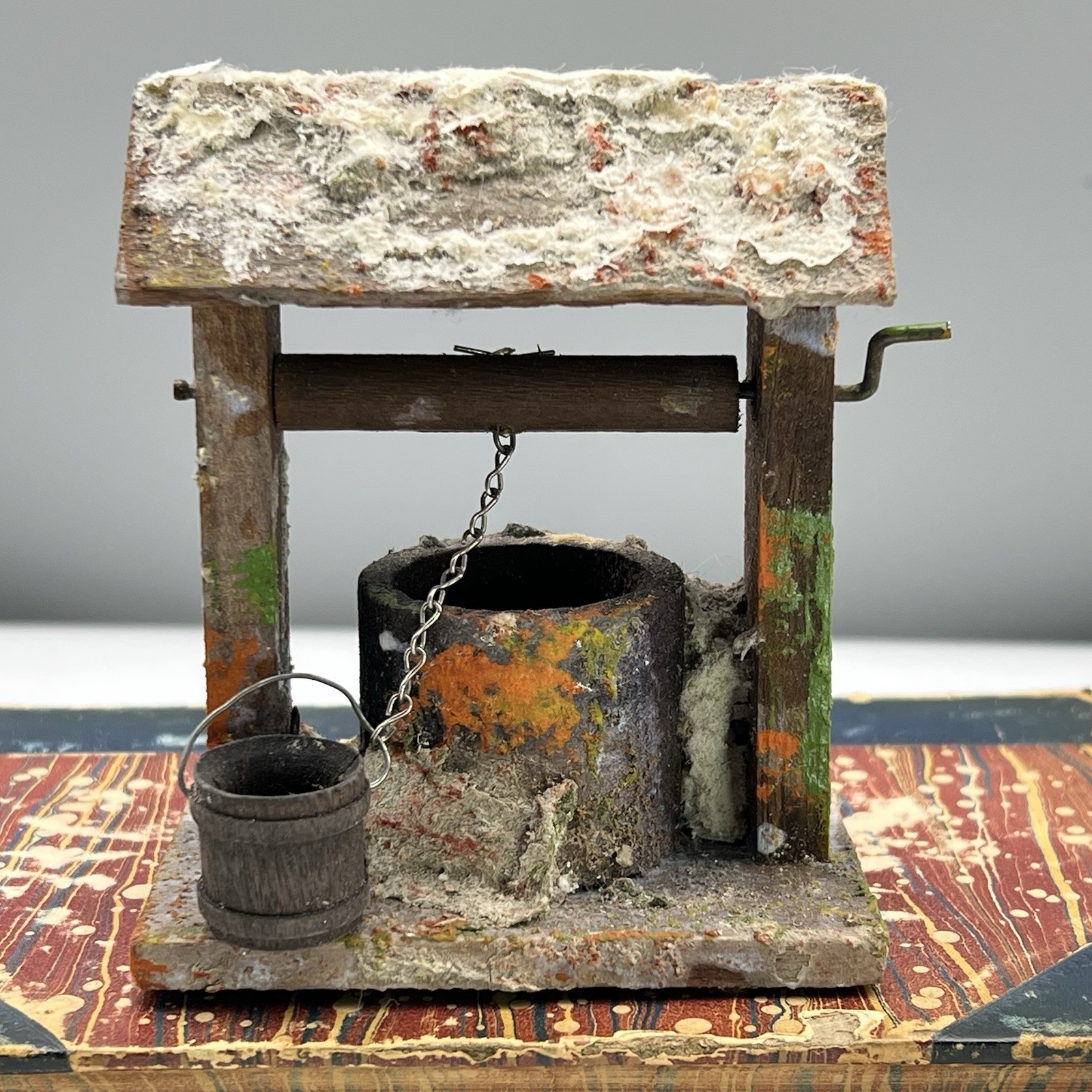 1930s USA Working WOOD WISHING WELL WATER PAIL Transogram PUTZ CHRISTMAS VILLAGE