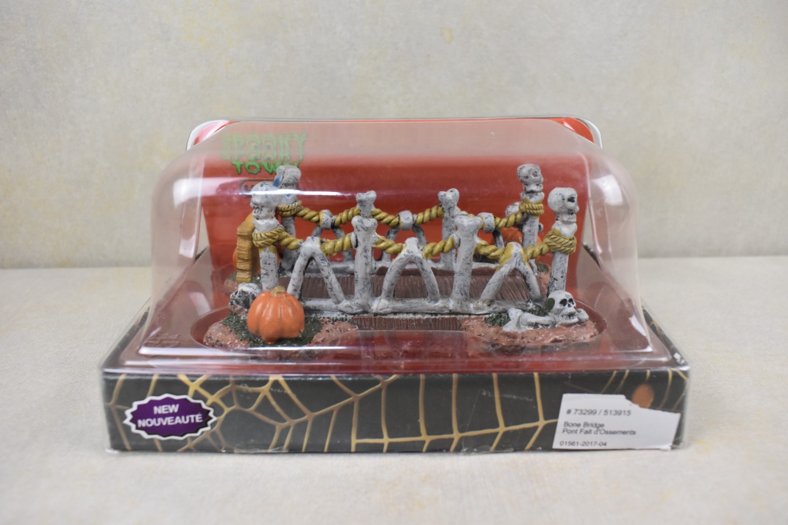 Lemax Spooky Town Collection 2017 Bone Bridge #73299 Halloween Village