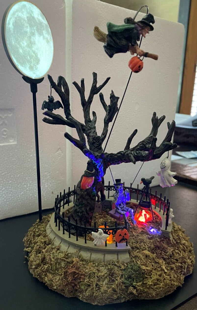 Witch’s Joyride – Pumpkin Hollow Halloween by Lemax with Original Box Used Once
