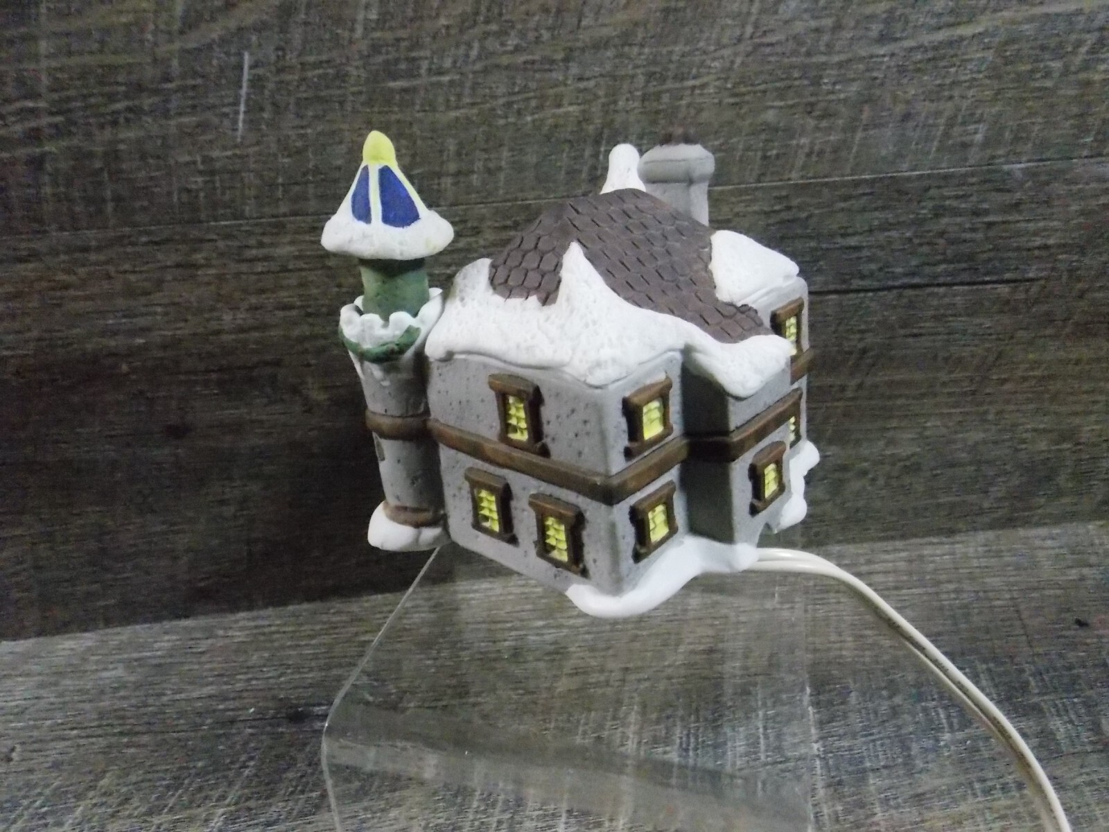 Porcelain Bisque Santa’s Village Lighted Toy Shop Hand Painted Vintage 1994