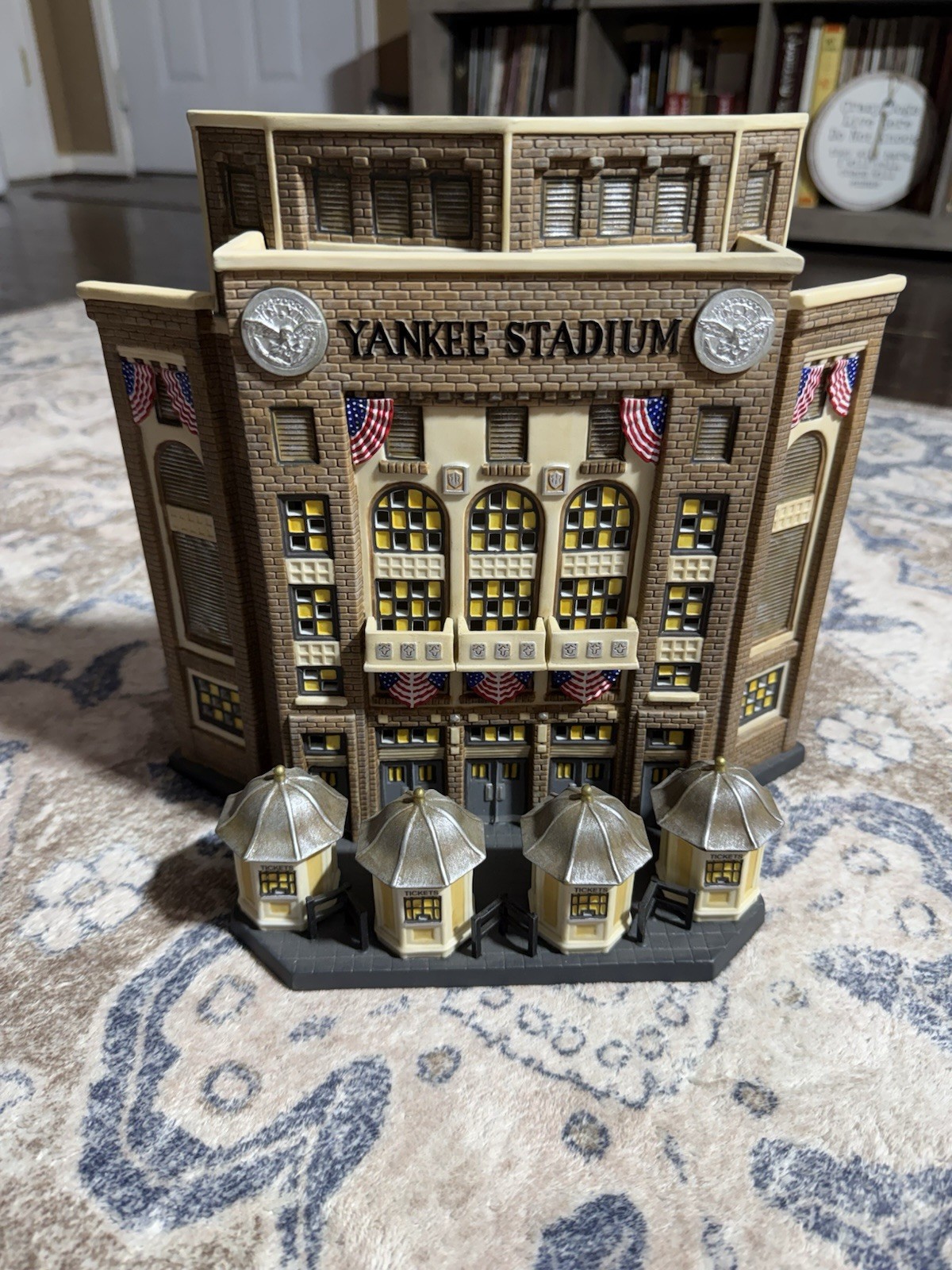 VTG 2001 Dept 56 Yankee Stadium Christmas In The City Box Light MLB Baseball NY
