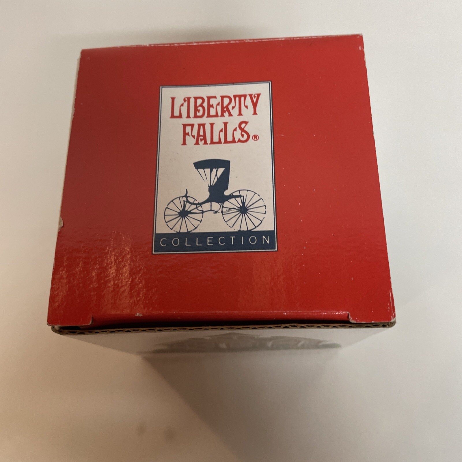 Liberty Falls Red Secondary School 1998 Collection AH158 3 5/8″ Tall Building