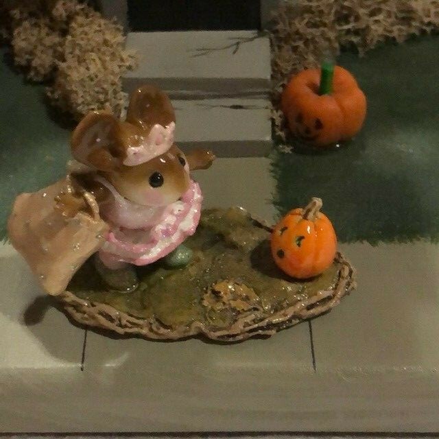 WEE FOREST FOLK Collectible M-299 THE HALLOWEEN PRINCESS Estate Sale-Read* (P)