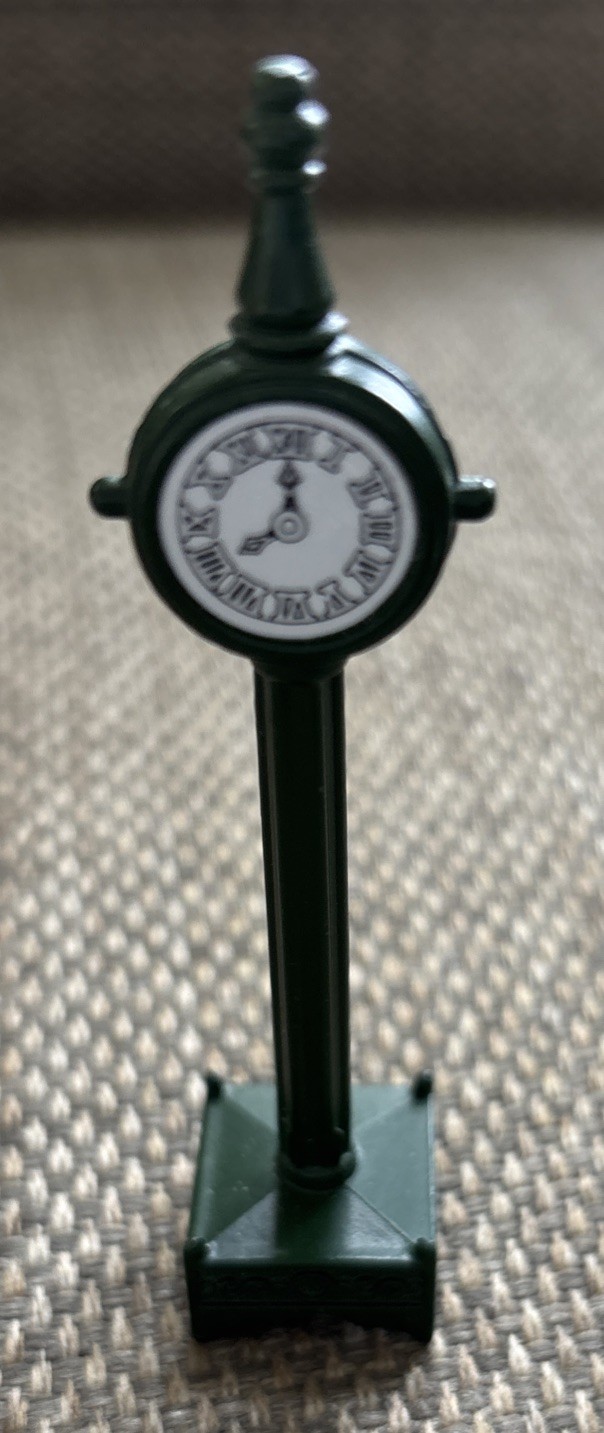 O scale Train Dept 56 Display Black Die Cast Metal Town Clock Village Street