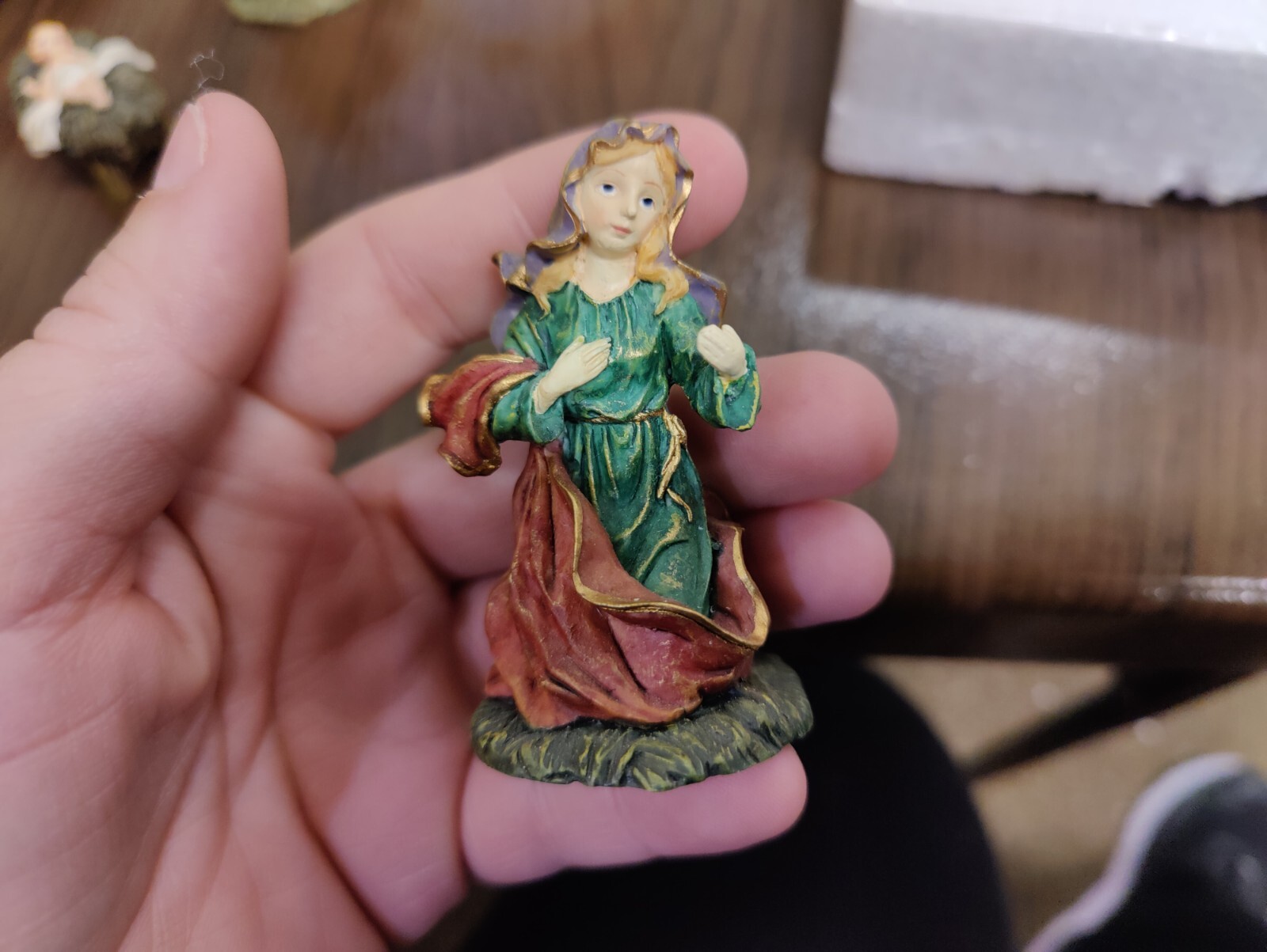 Trim a Home O’ Holy Night Holy Family Figurines w/ box