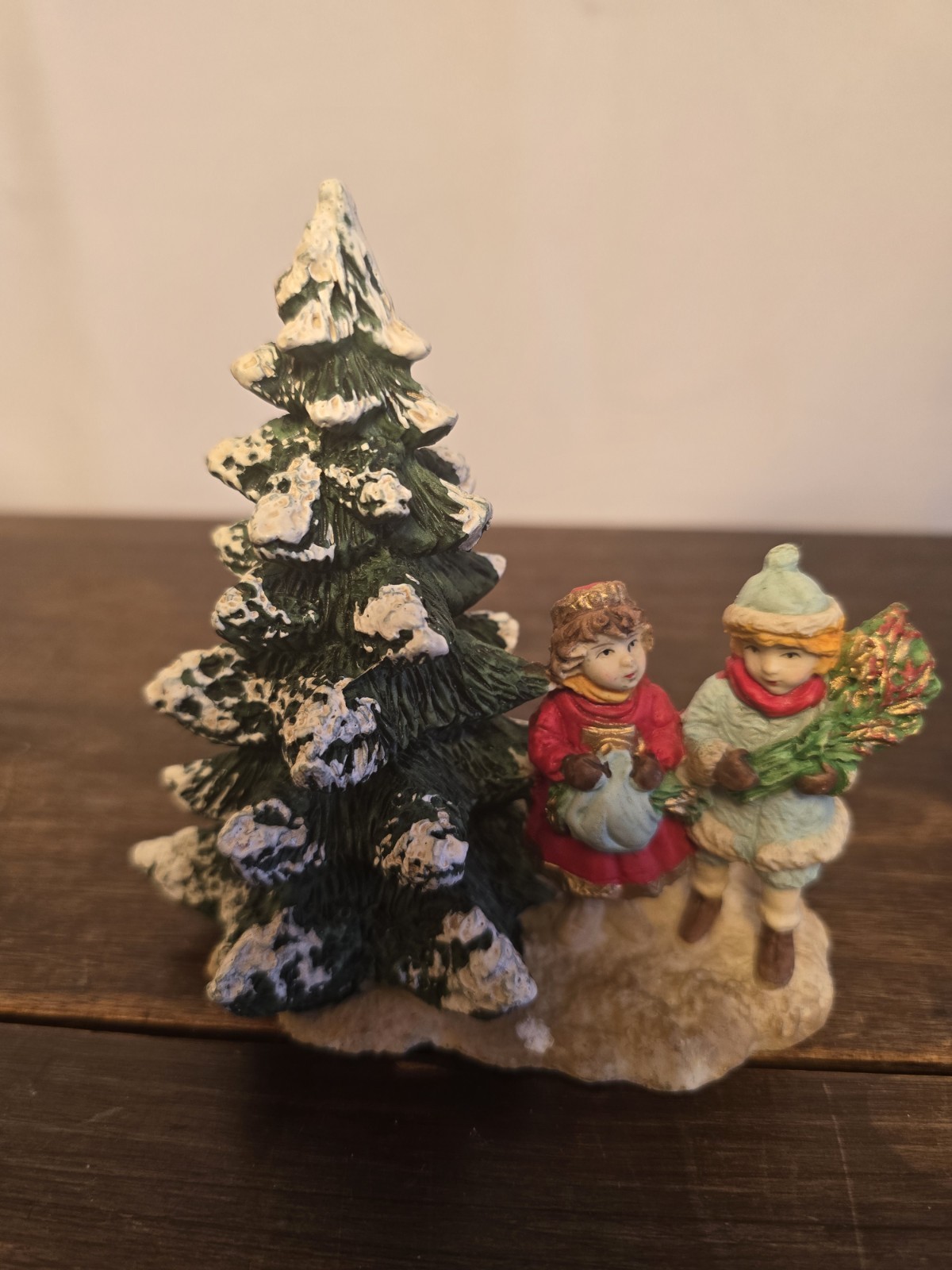 Christmas Tree & Children Figurine Village Scene Table Holiday Decor Multicolor