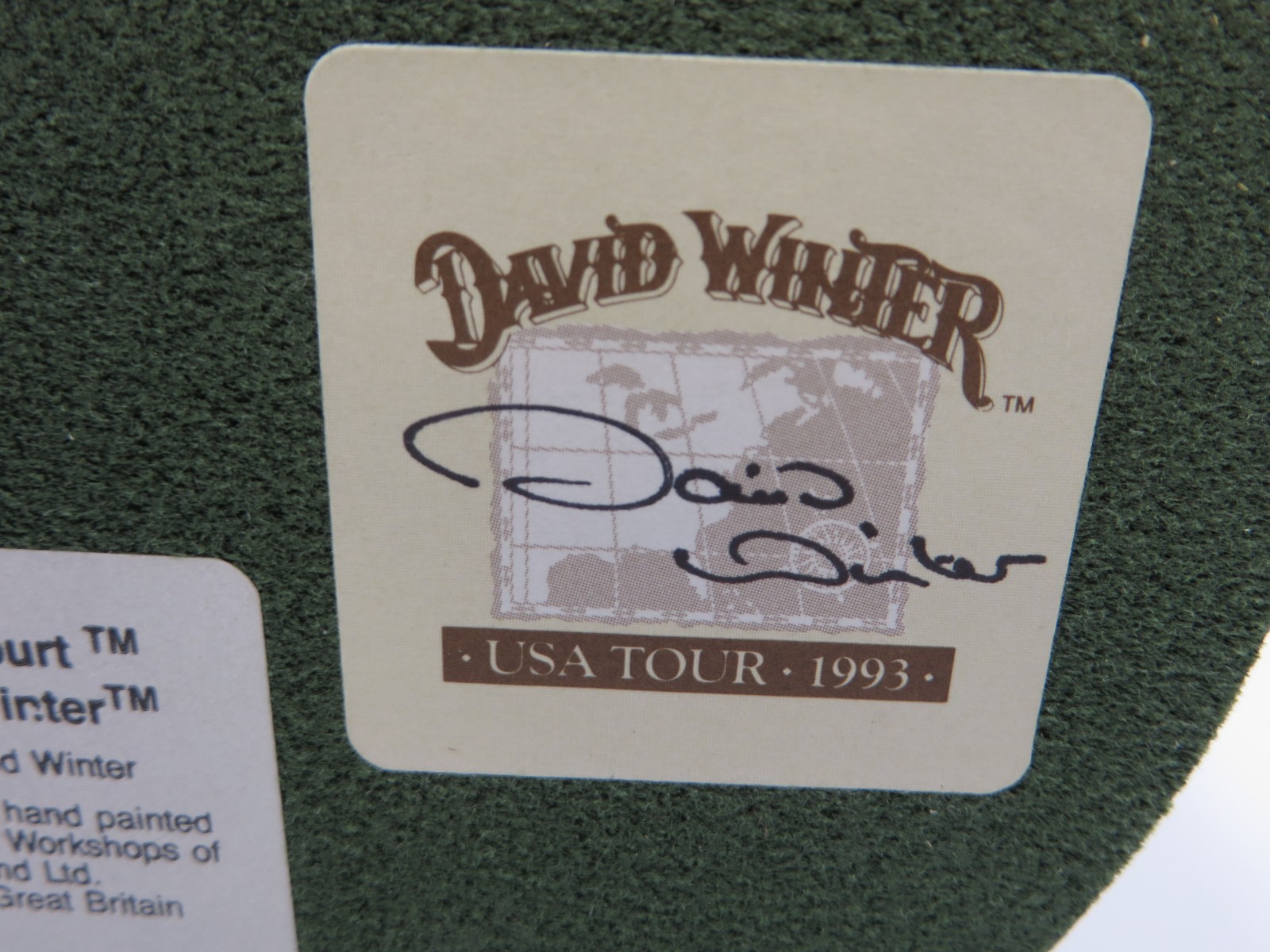 1983 David Winter Cottage Hertford Court Display COA Original Box Rare
