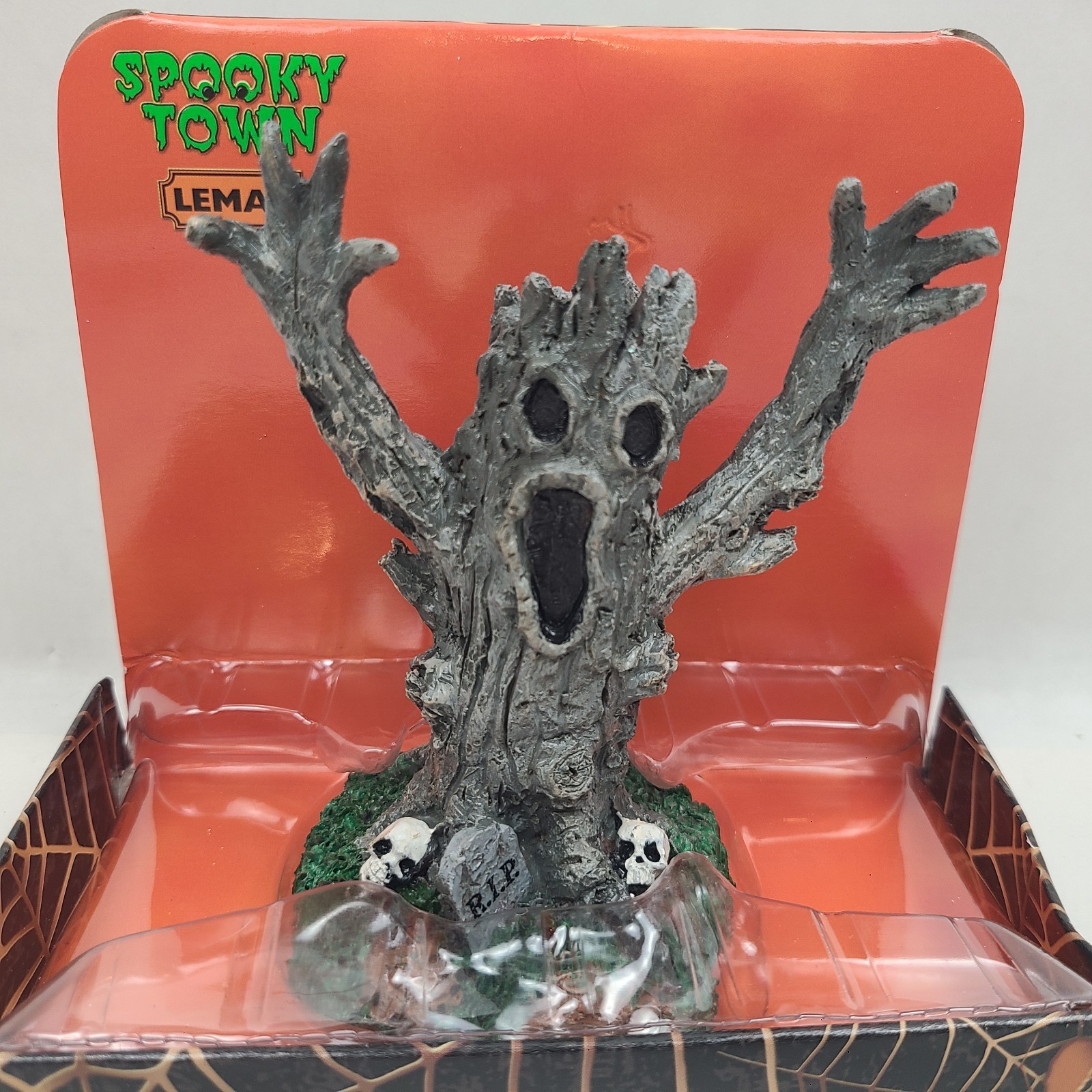 Lemax Spooky Town Spooky Tree Monster 43061 Halloween Table Decor Display 2014