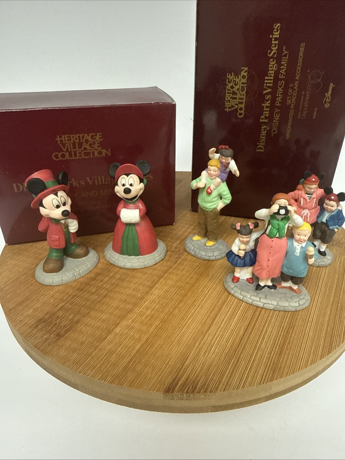 Dept 56 Disney Parks Village “Disney Parks Family” & “Mickey & Minnie”