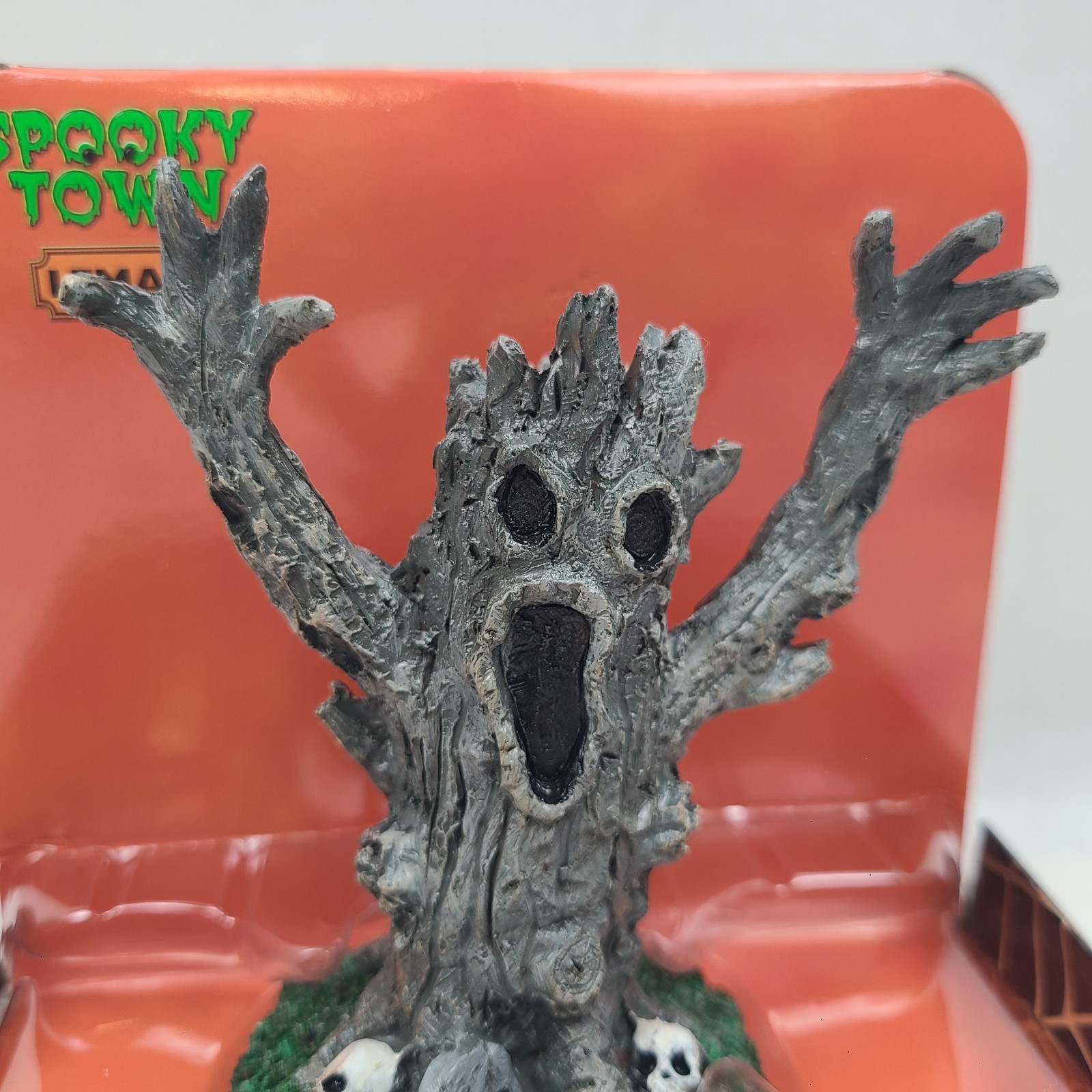 Lemax Spooky Town Spooky Tree Monster 43061 Halloween Table Decor Display 2014