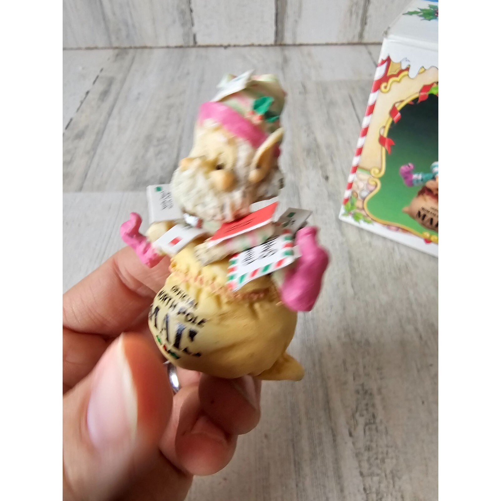 Enesco crinkles Sandi zimnicki North Pole village mail post office vintage rare
