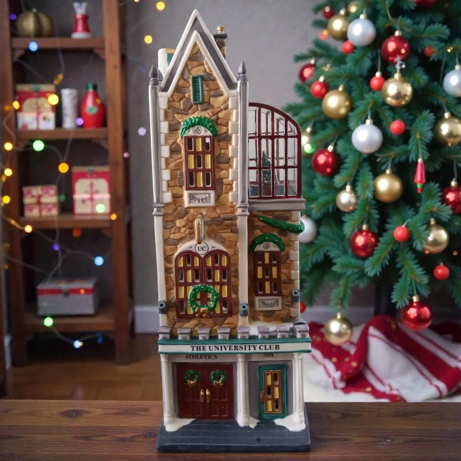 Department 56 The University Club #58945 Christmas In The City Series