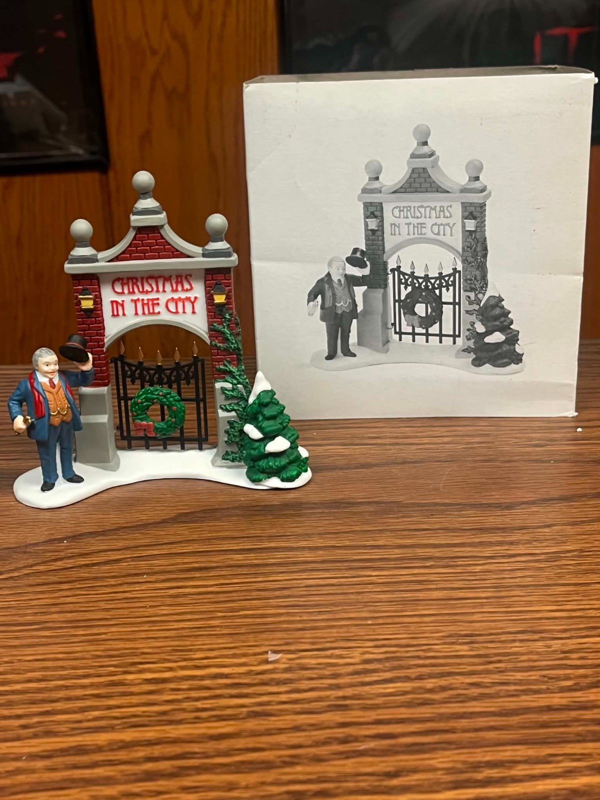 Department 56 Christmas In The City 58893 A Key To The Village Mayor Metal Gate