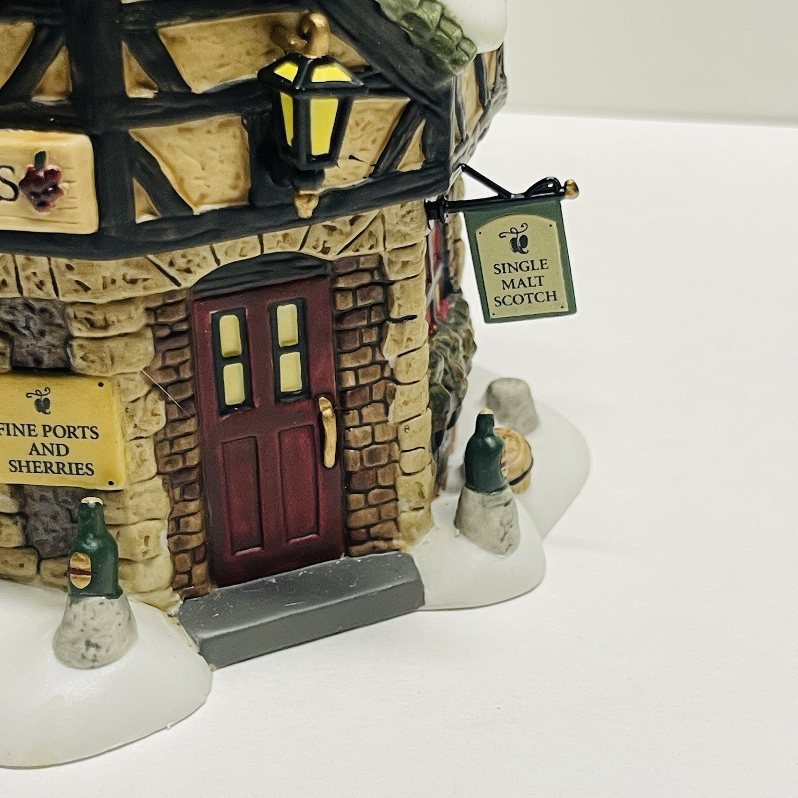 Department 56 Dickens’ Village E. Tipler Agent for Wine & Spirits W/ Box & Cord!