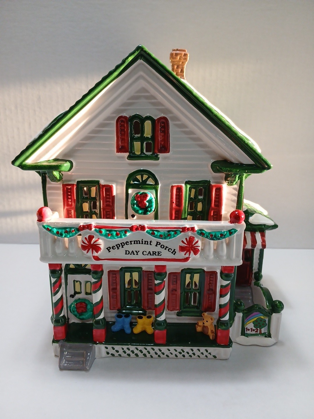 Department 56 The Original Snow Village Peppermint Porch Day Care 54852 No Cord