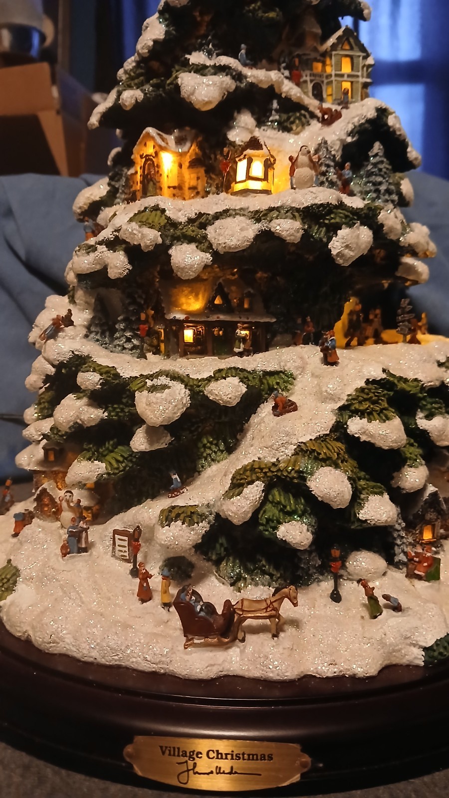 Thomas Kinkade Village Christmas Tree – 15″ Illuminated Bradford Editions 2004