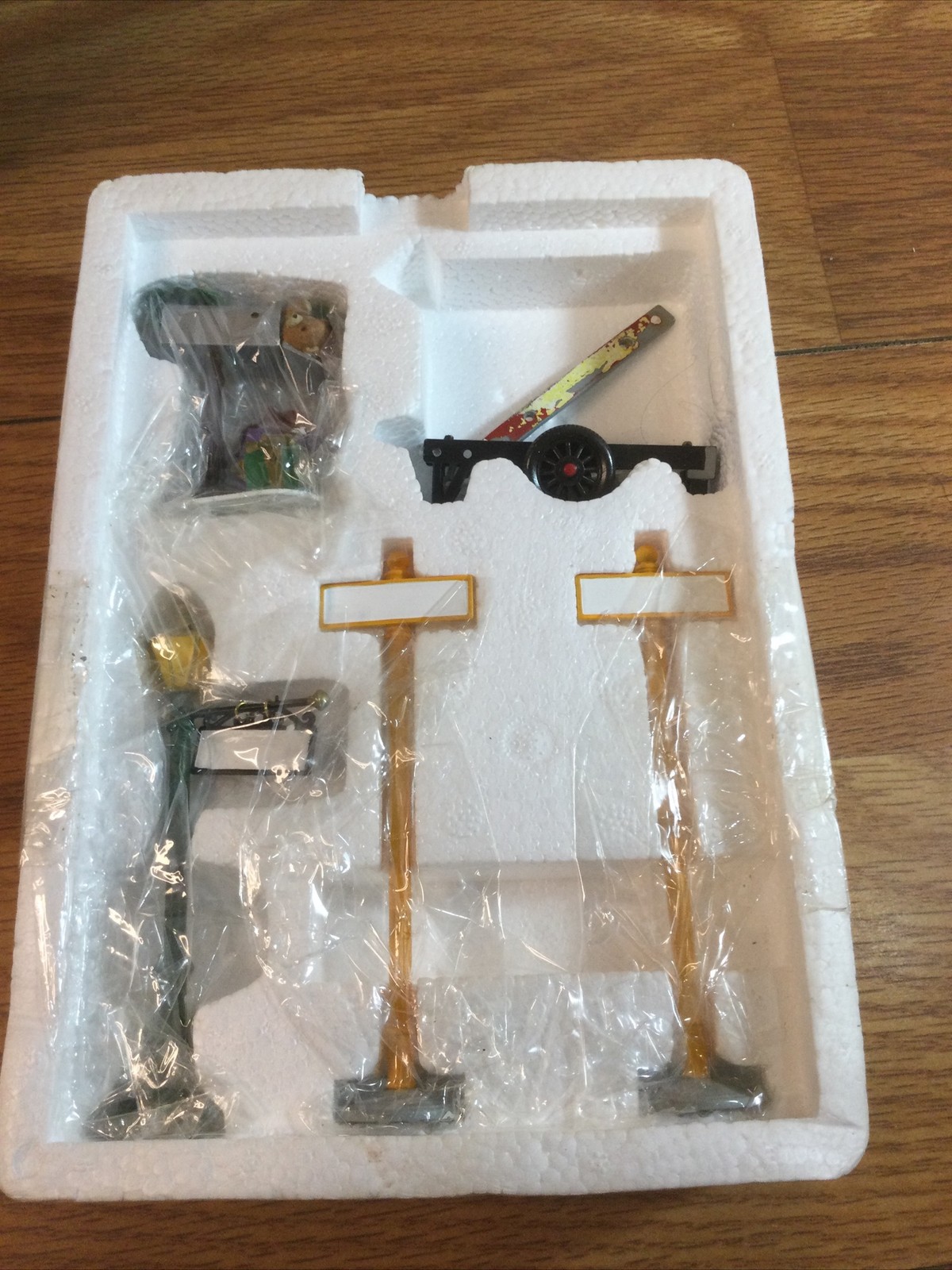 Department Dept 56 Village Accessories Moose in the Marsh&Village Accessories