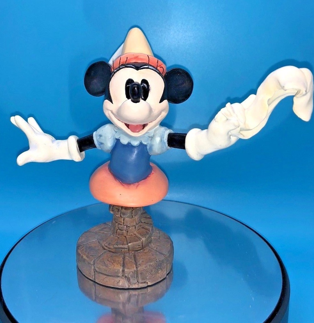 Disney’s Enesco Grand Jester Bust – PRINCESS MINNIE Statue/Figure