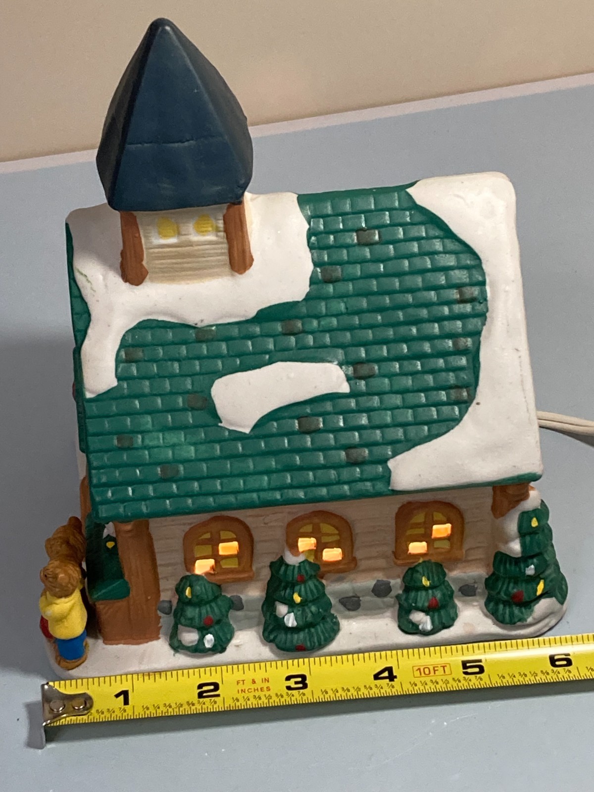 Teddy Bear Lighted Church 5x6x7in VTG 1996 North Pole Express Christmas Village