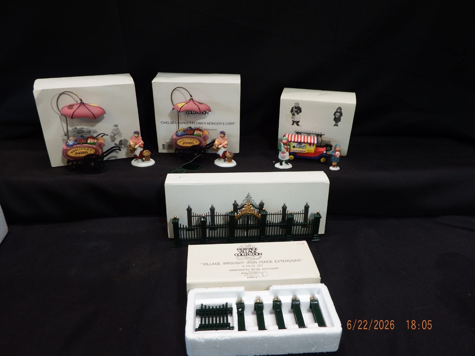 Dept 56 Village People and Accessories for Christmas Village Displays-C400