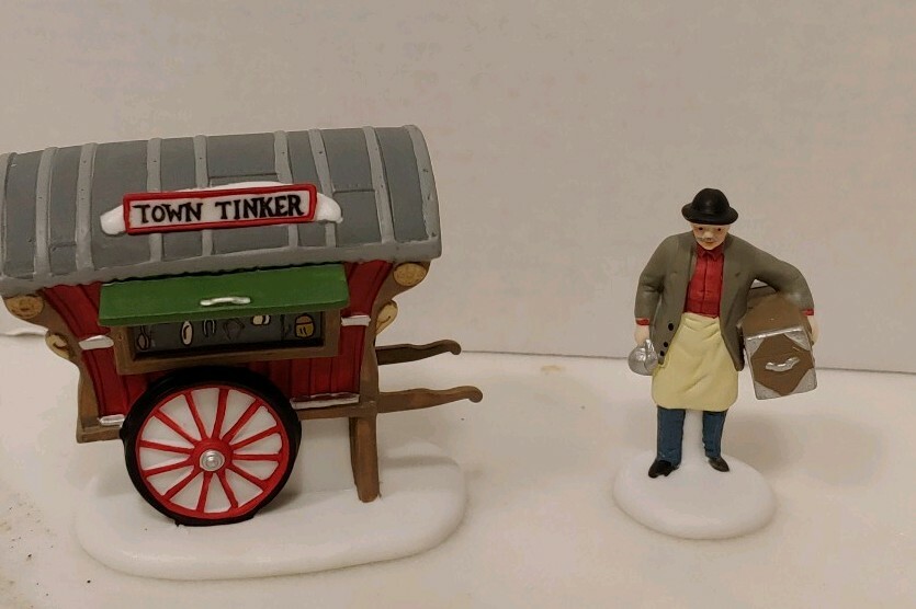 Heritage Village Dept 56 Town Tinker Porcelain Figures 2 Pc Original Box