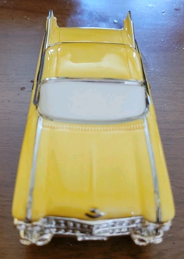 Dept 56 Snow Village Classic Cars 1959 Yellow Cadillac Eldorado Retired ~MIB
