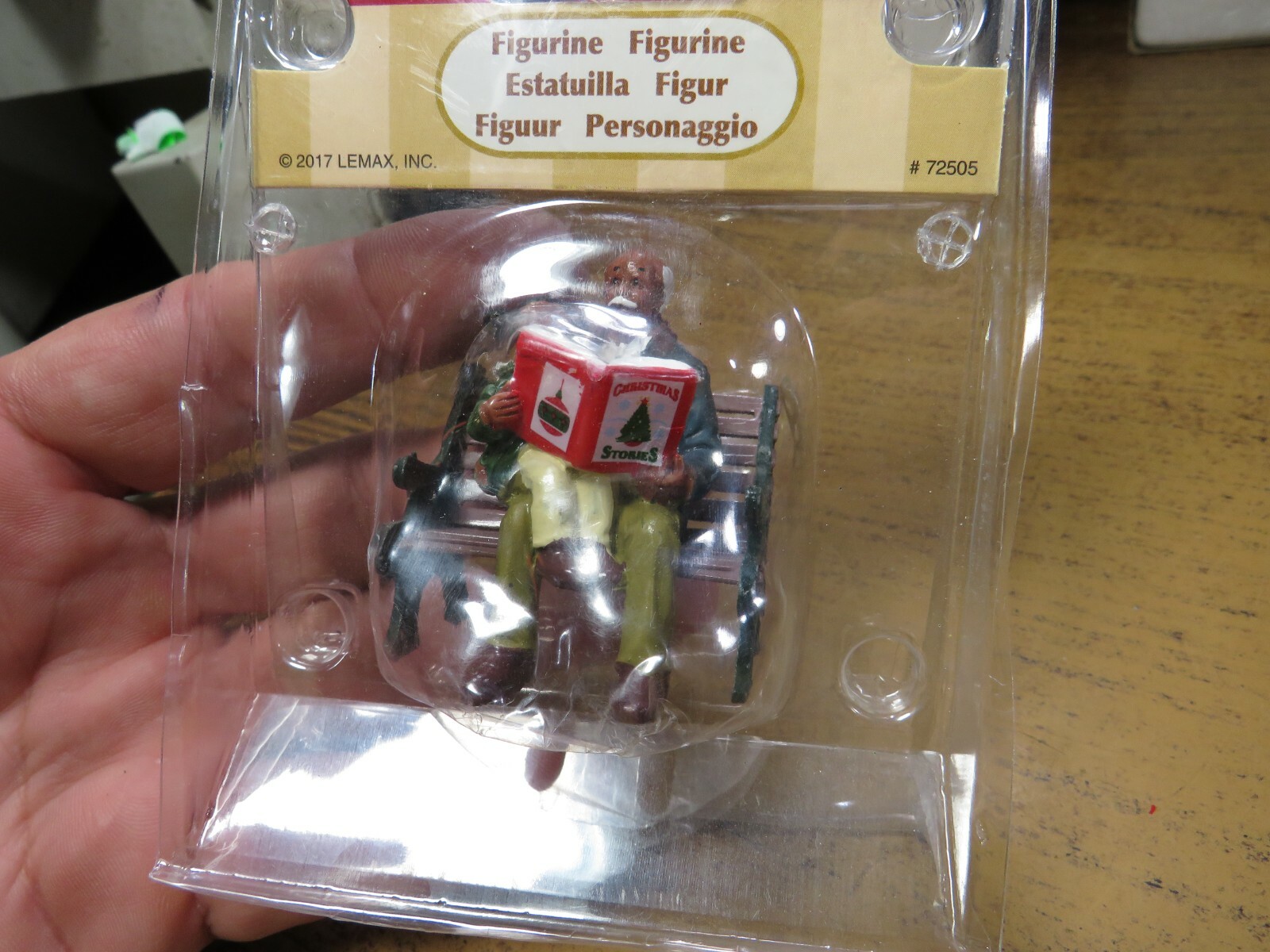 lemax 72505 Figurine Christmas Stories