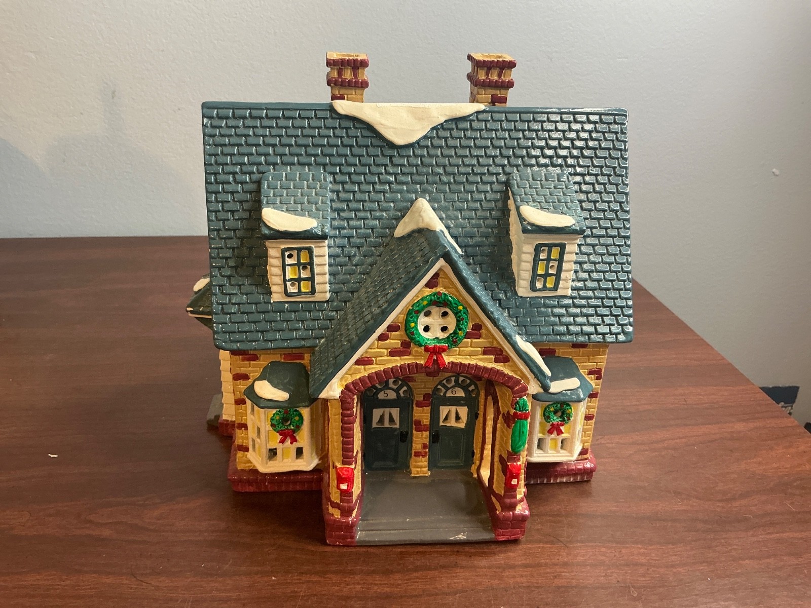 Lovely Department 56 The Original Snow Village – Double Bungalow – No Light/Cord