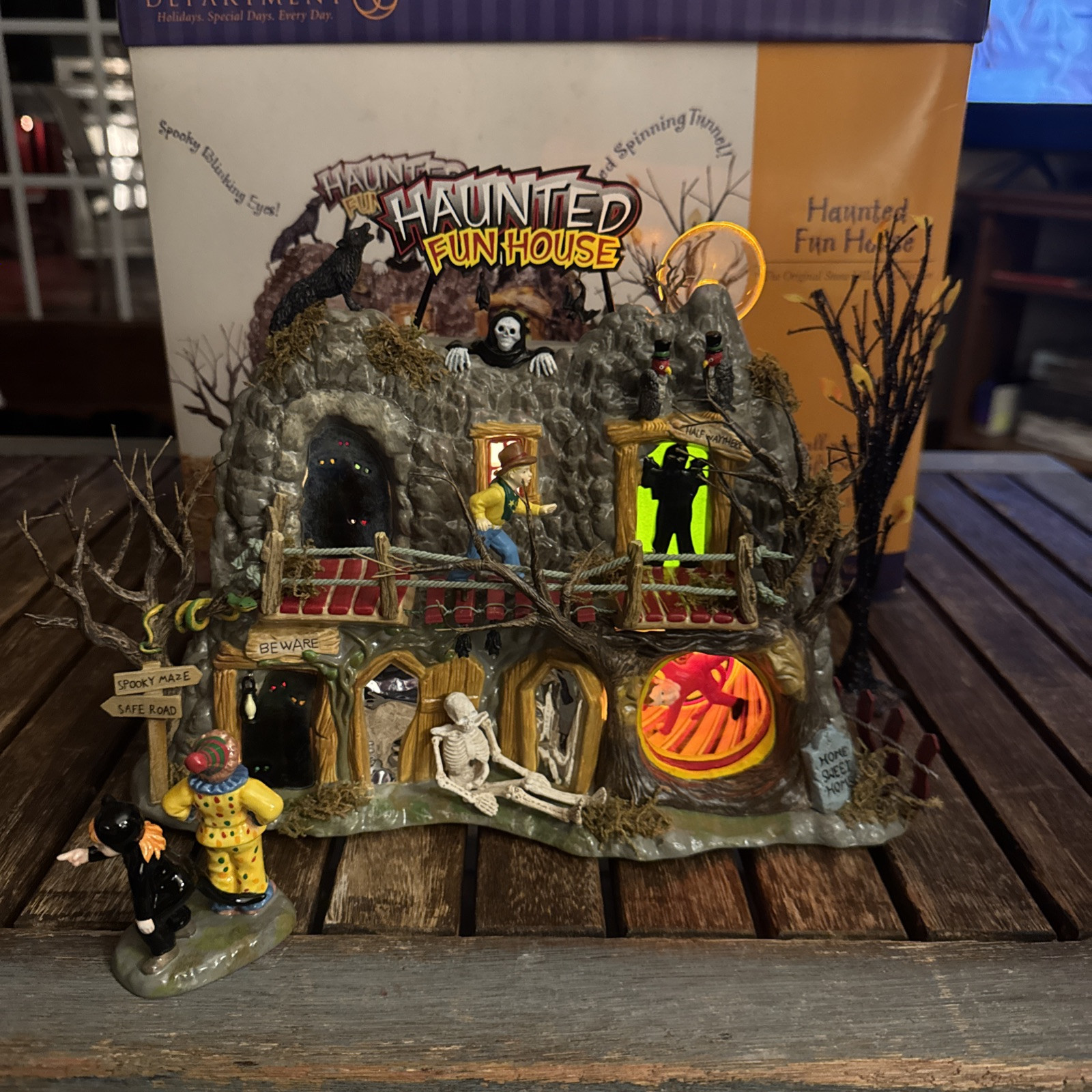 Department 56 Halloween Haunted Fun House W/ Accessories & Box, Retired, Works!