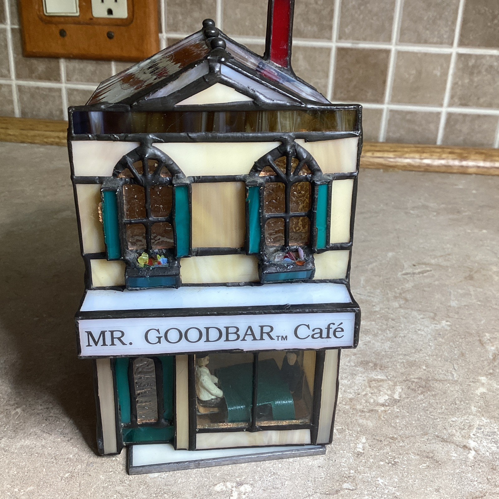 HERSHEY STAINED GLASS -Chocolate Town 1996-Mr Goodbar Cafe- Lighted-RUDY BROS.