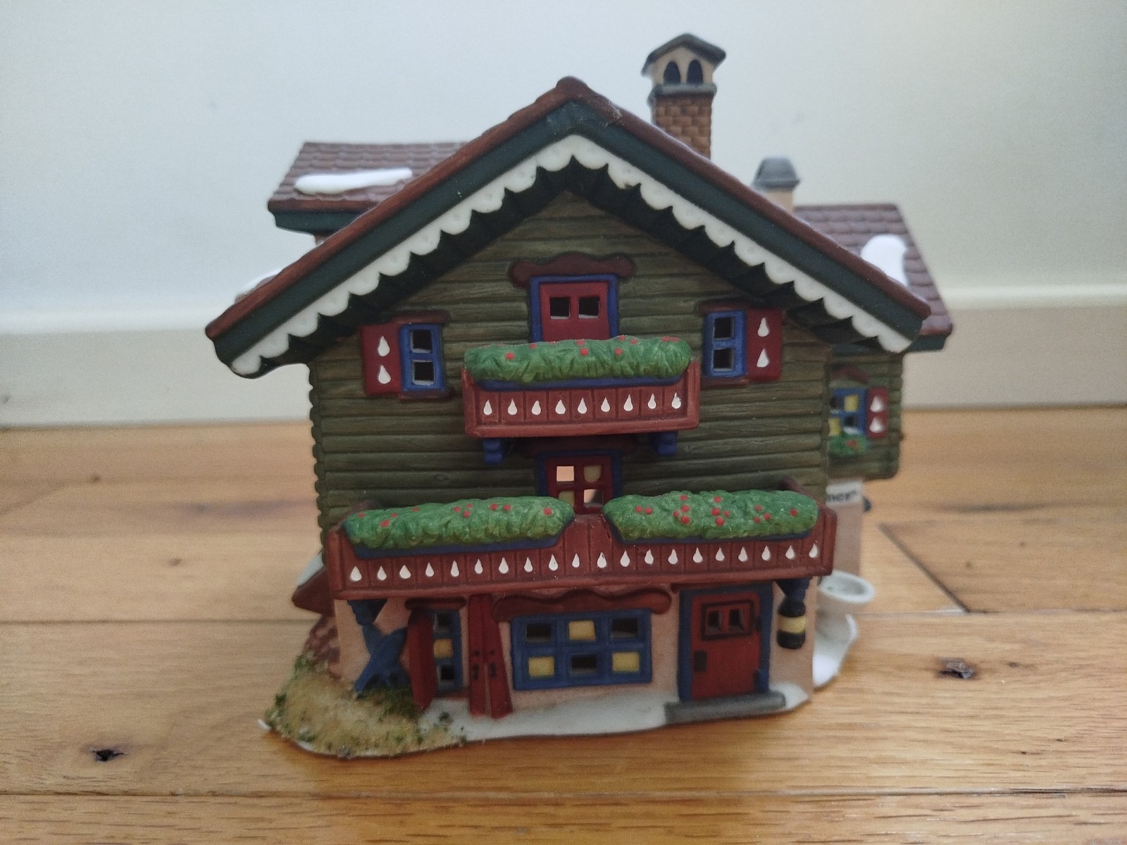 Dept 56 Alpine Village Christmas Sport Laden Heritage Series Department 56120