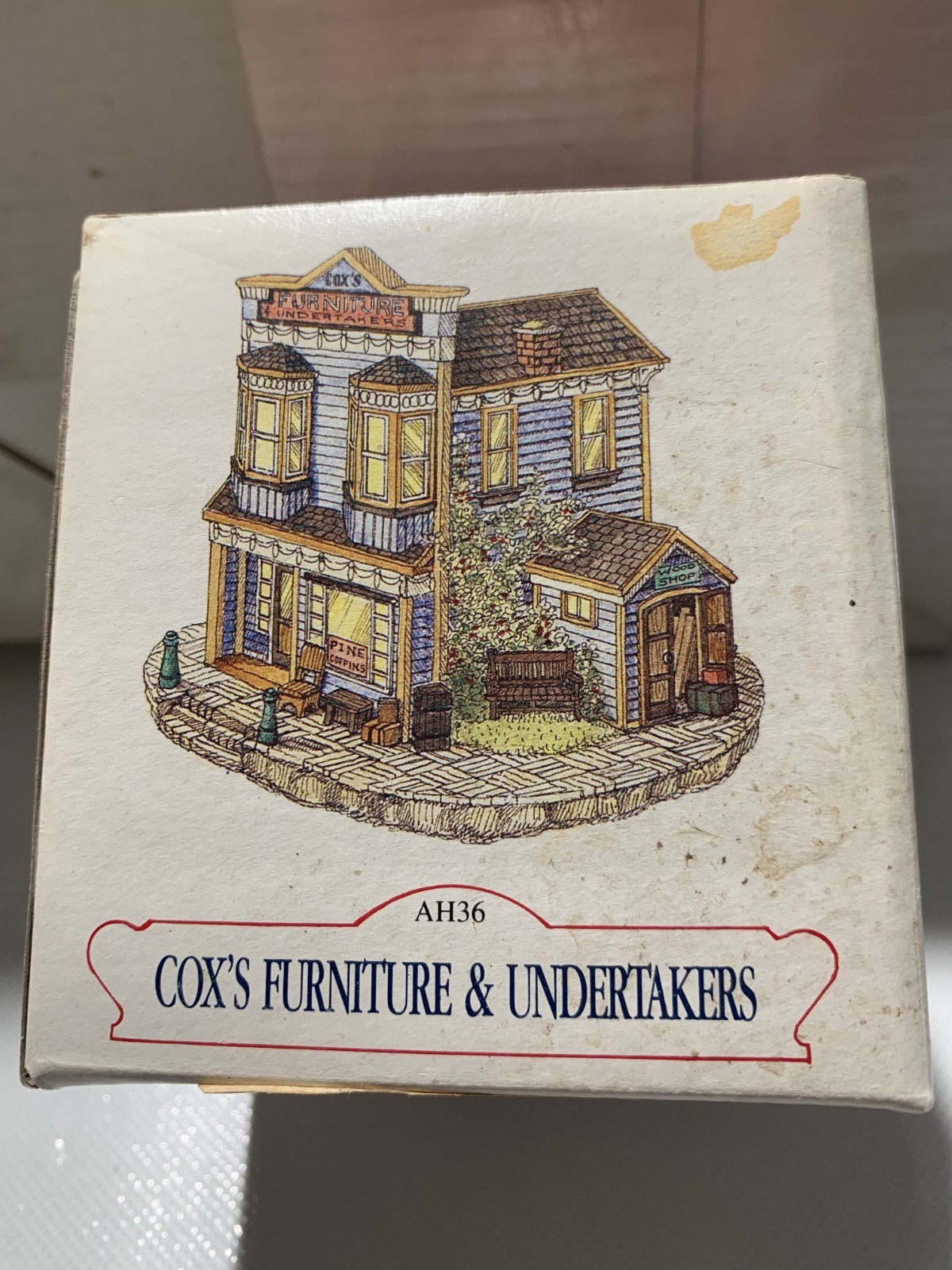 New Open Box Vintage Liberty Falls Cox’s Furniture & Undertakers AH38 1993