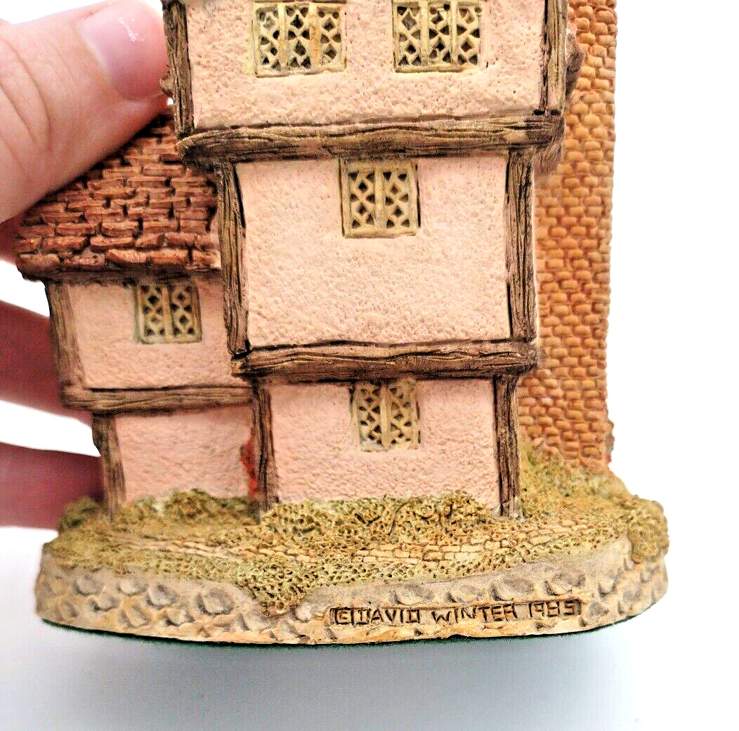 David Winter Cottages Suffolk House West Country Collection 1985 Hand Painted