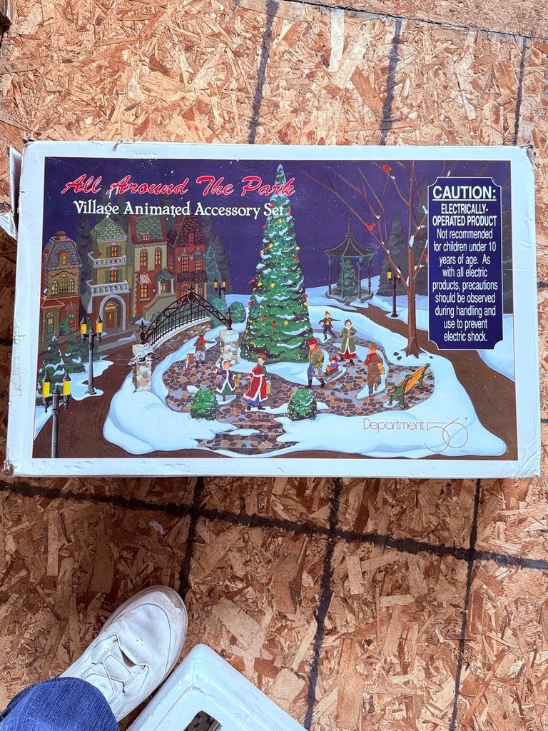 Dept 56 Animated All Around The Park Village Set 1995 Tested w Box