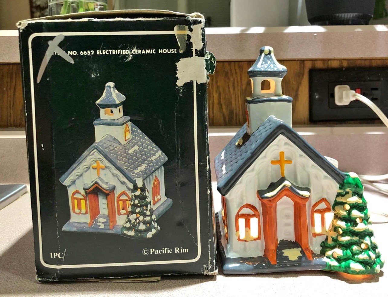Vtg 1960s Light Up Ceramic Christmas Village, w OG BOX & Cord -SNOW CHURCH-