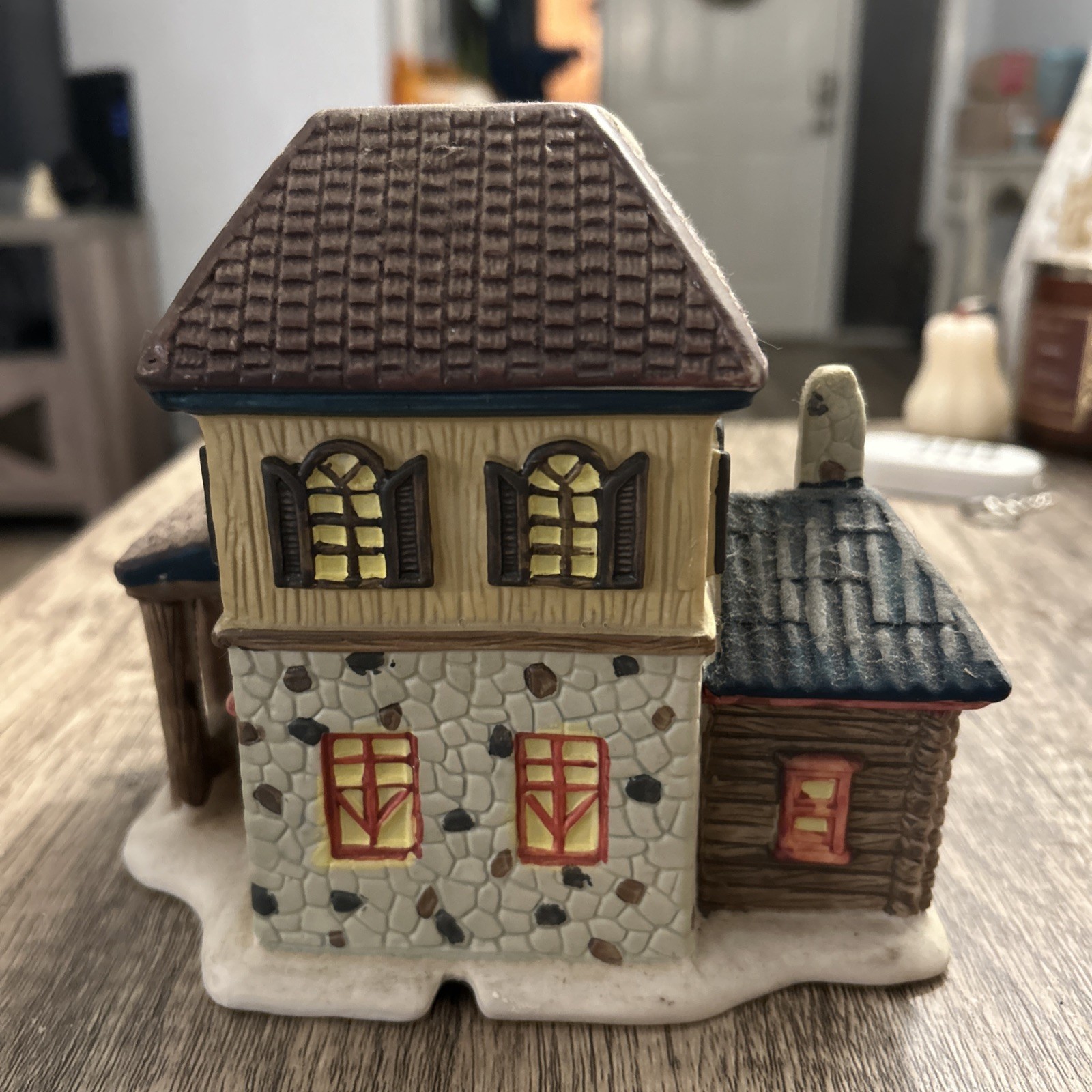 Holiday Time Boats and Bait Shop 2005 Nautical Collection Ceramic