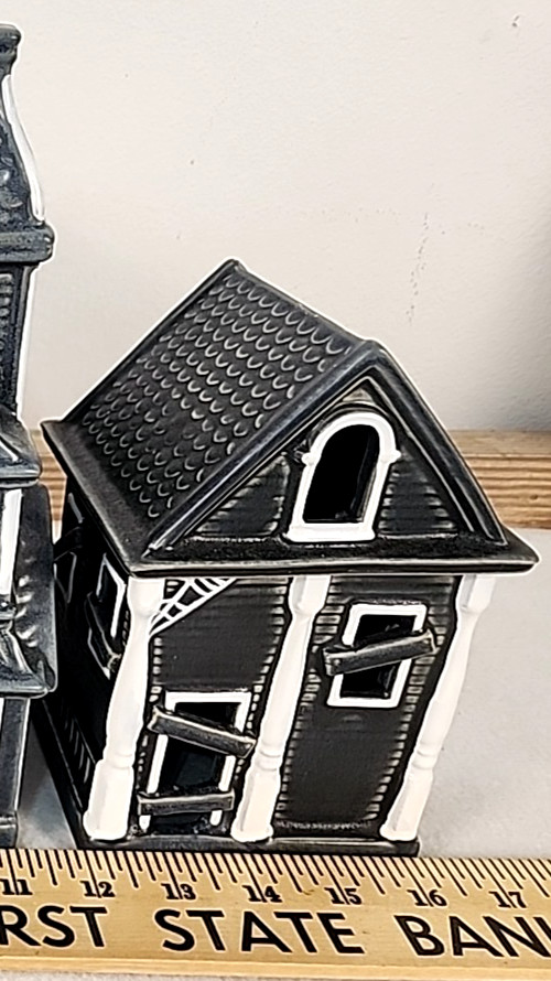 Pottery Barn Halloween Ceramic Village House Smallest 6″W x 7″H New