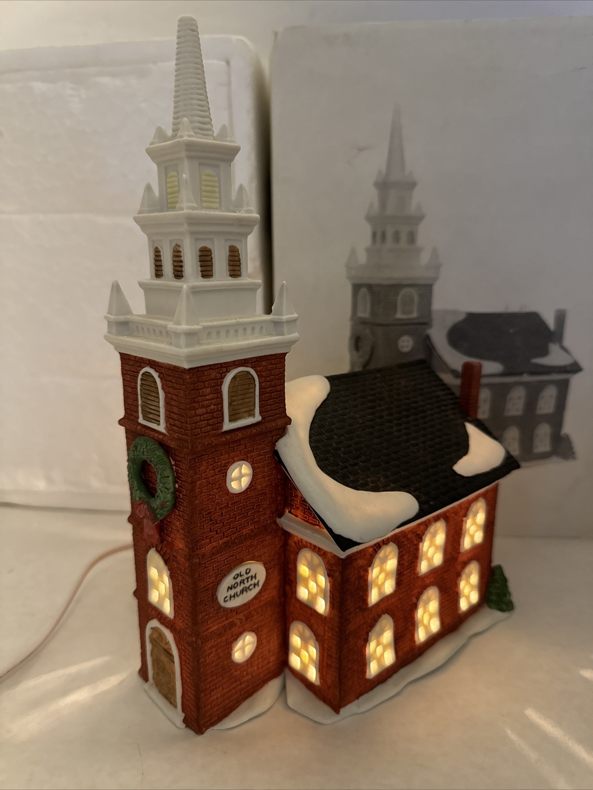 Dept 56 OLD NORTH CHURCH Heritage Village New England #59323 RETIRED