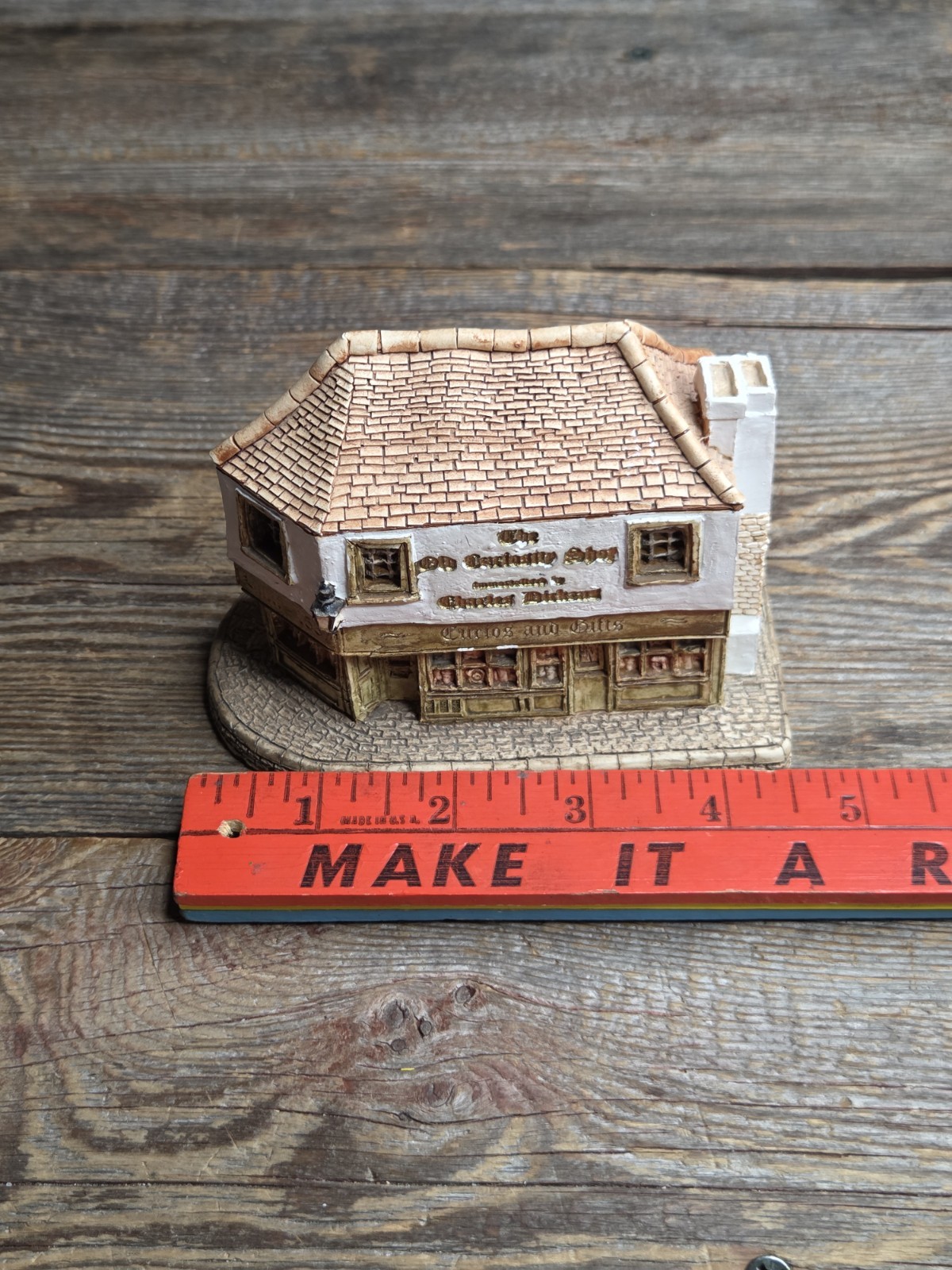 Lilliput Lane “Old Curiosity Shop” Charles Dickens 1985 Signed Unboxed