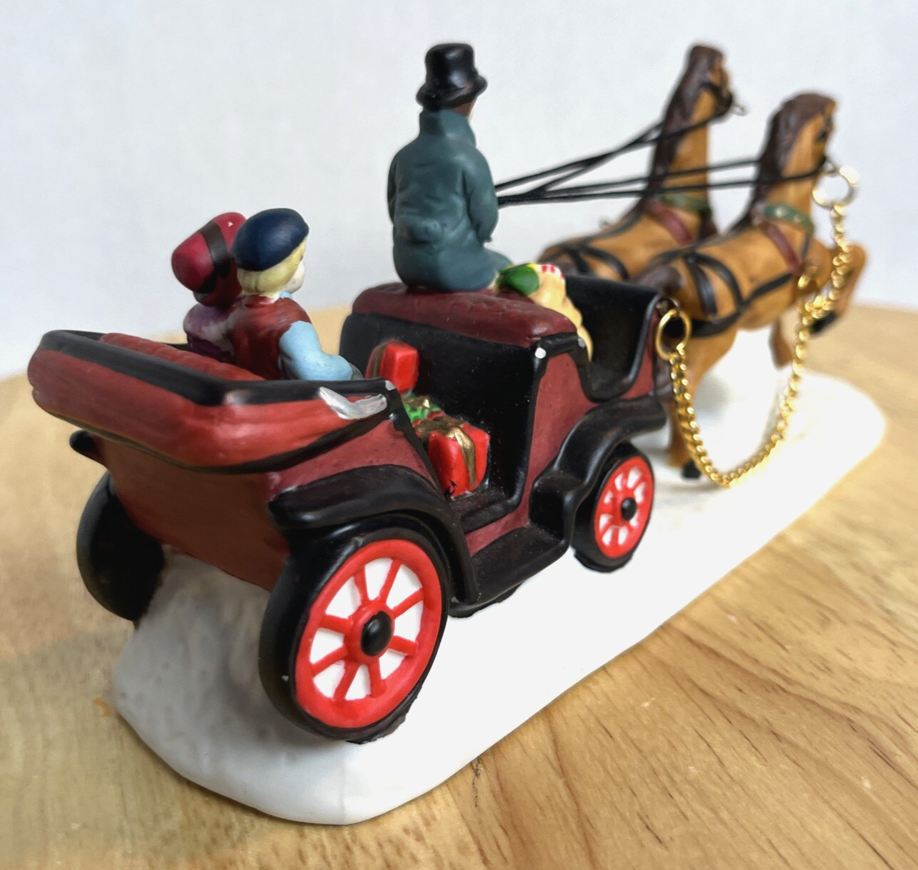 Copperfield Keepsake Porcelain Carriage Horses Christmas Village Decor TM1011