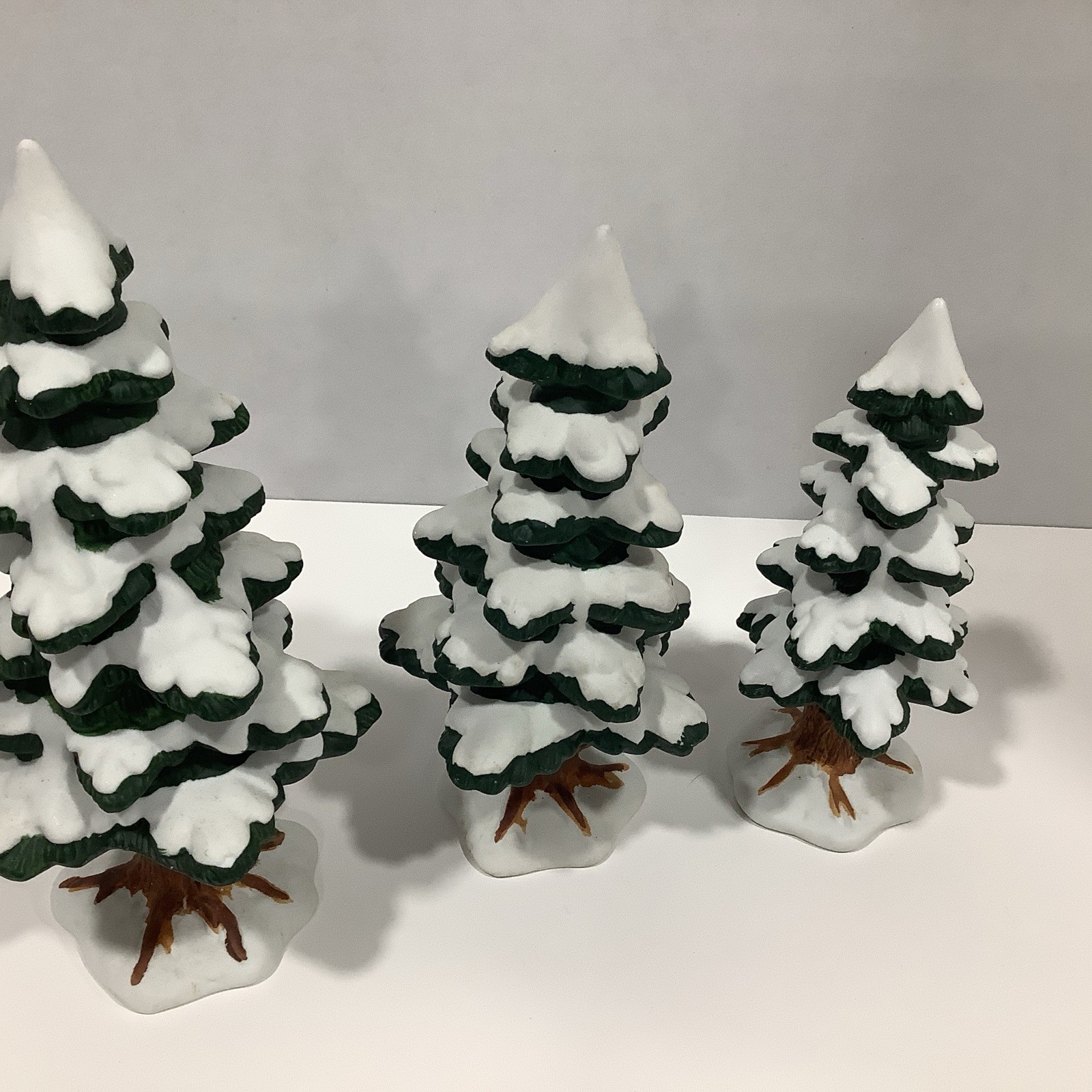 Lemax Hearthside Village #53159 Porcelain Pine Tree Set Of 3 1995