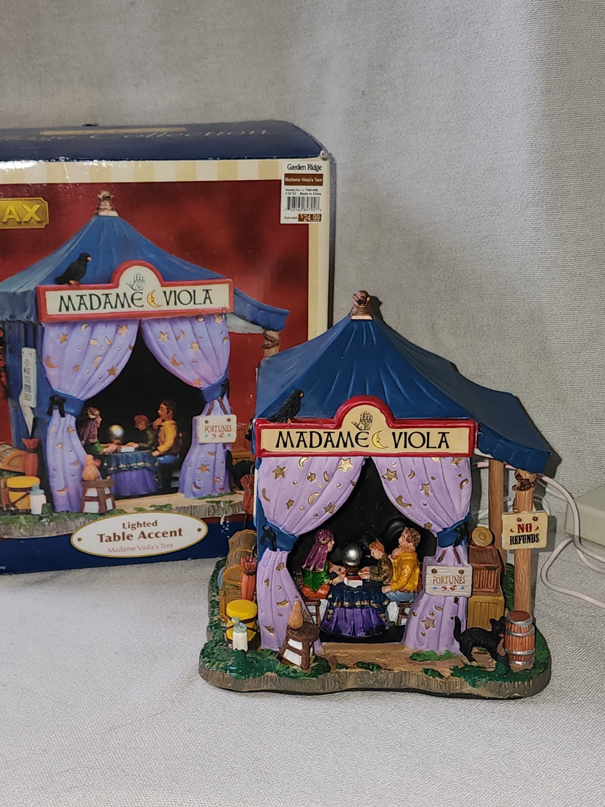 Lemax Madame Viola’s Tent. #84792, 2008.with Box. Tested. MIB