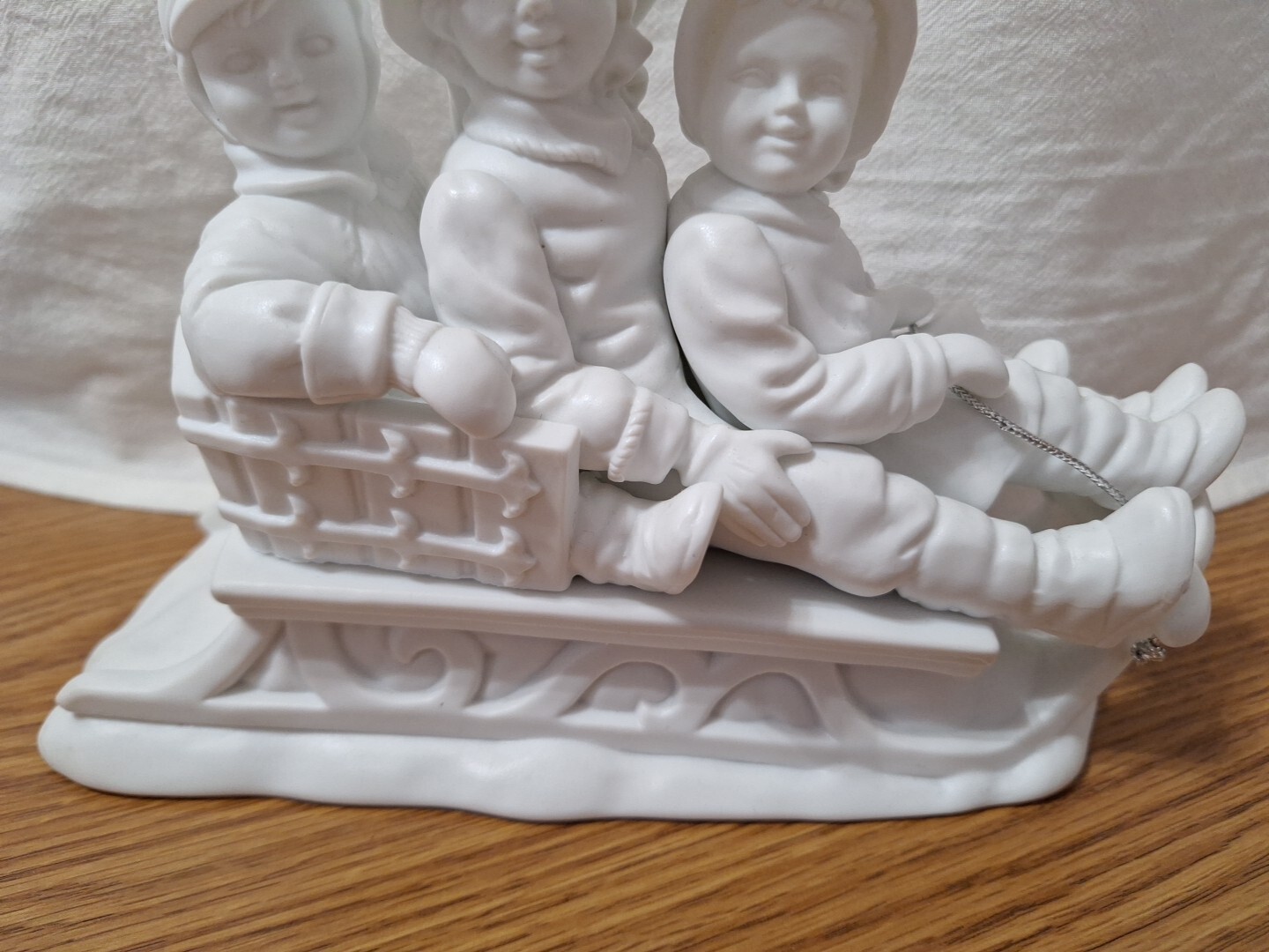 DEPT 56 Christmas Winter Silhouette Sliding In The Snow White FIGURINE 78492
