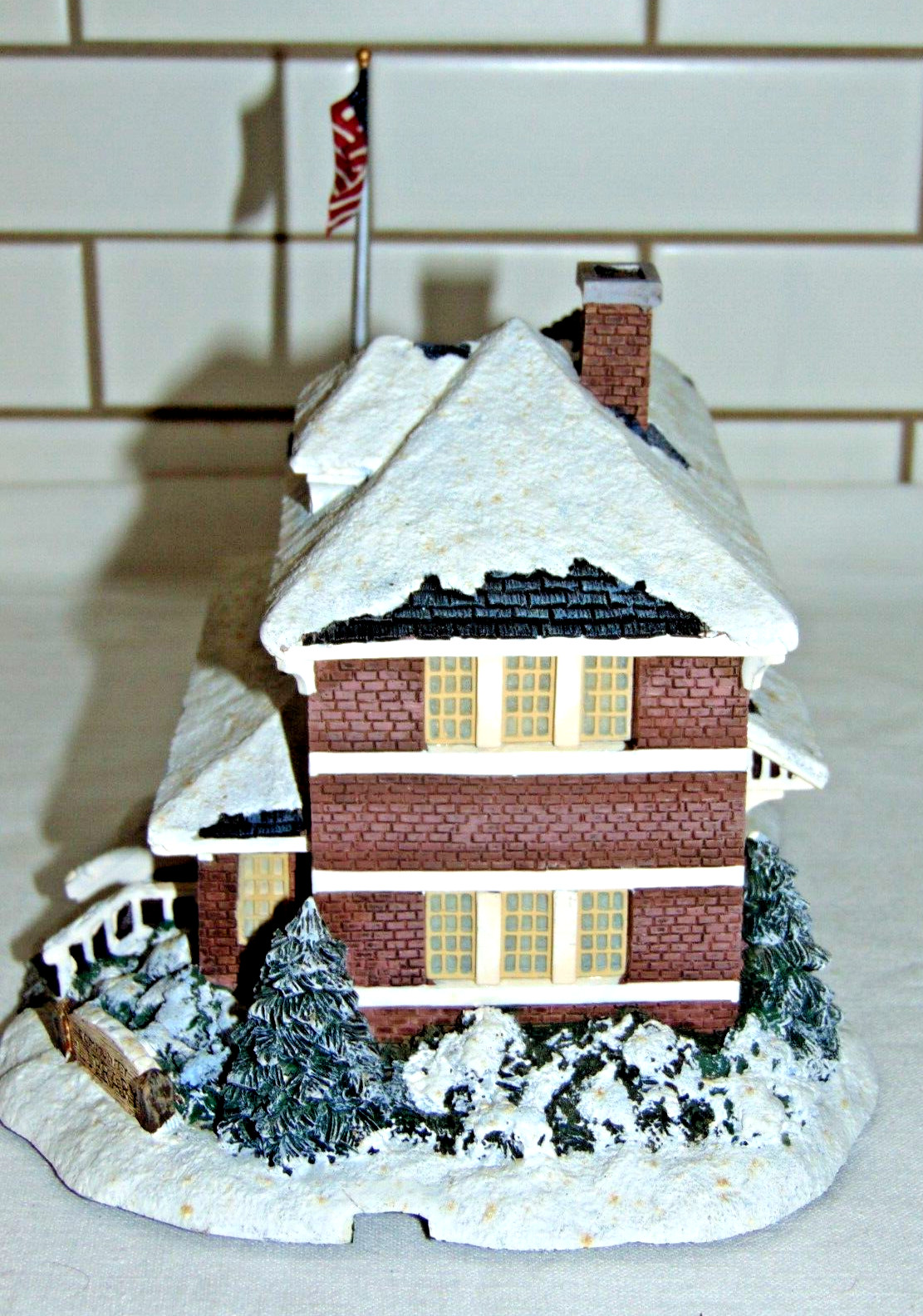 Hawthorne Village Terry Redlin Winter Memories Collect. COMMUNITY LIBRARY No Box