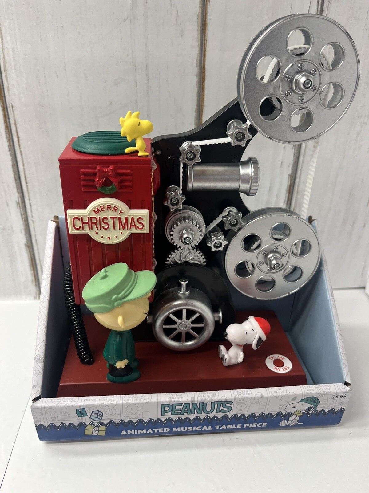 PEANUTS Animated Musical Table Piece Christmas Film Projector Charlie Brown NEW