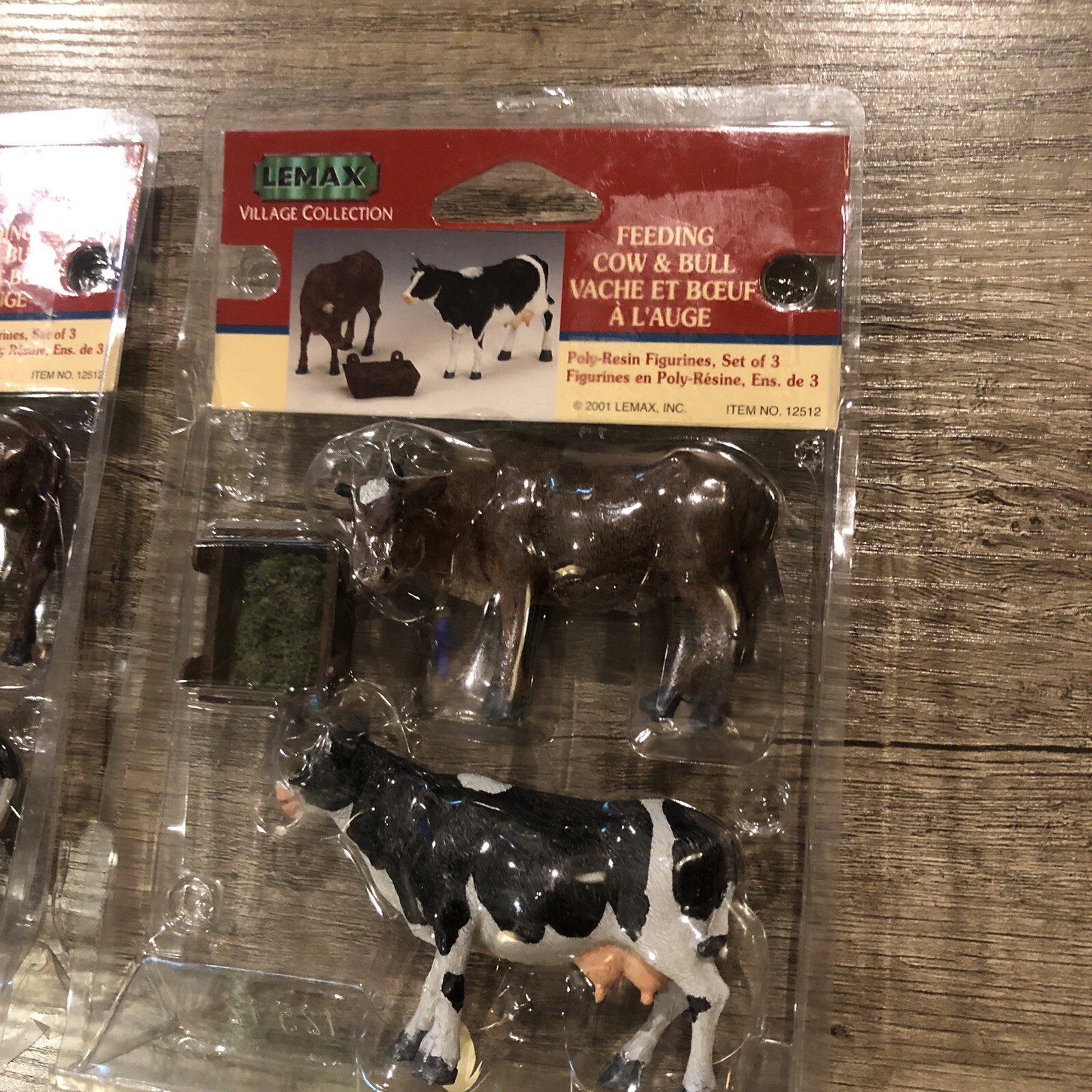 2 Lemax Village Collection Feeding Cow & Bull 12512 Farm Barn Animals Christmas