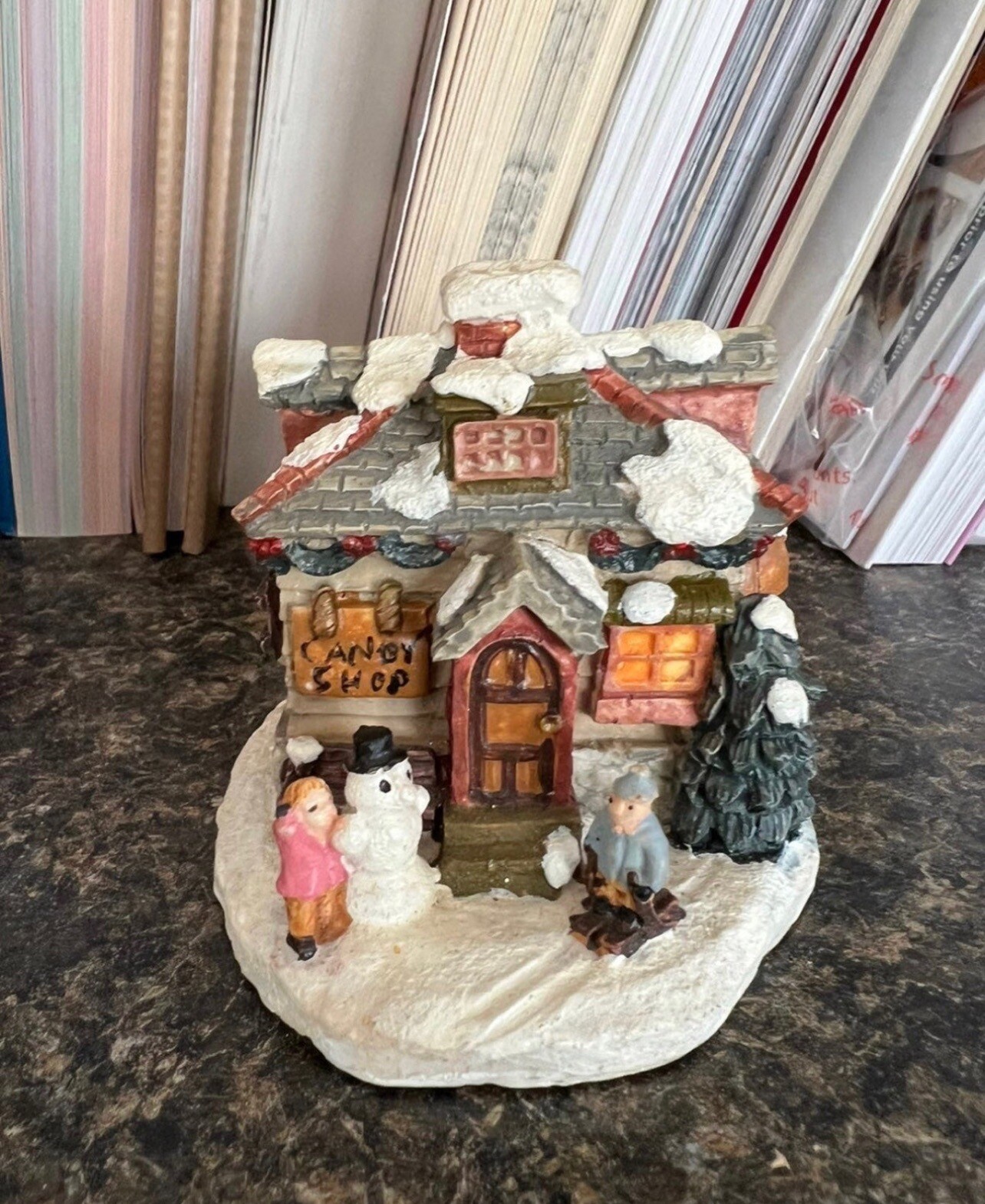 Winsor Collection- CANDY SHOP-Christmas House Collectible Village House w/ box.
