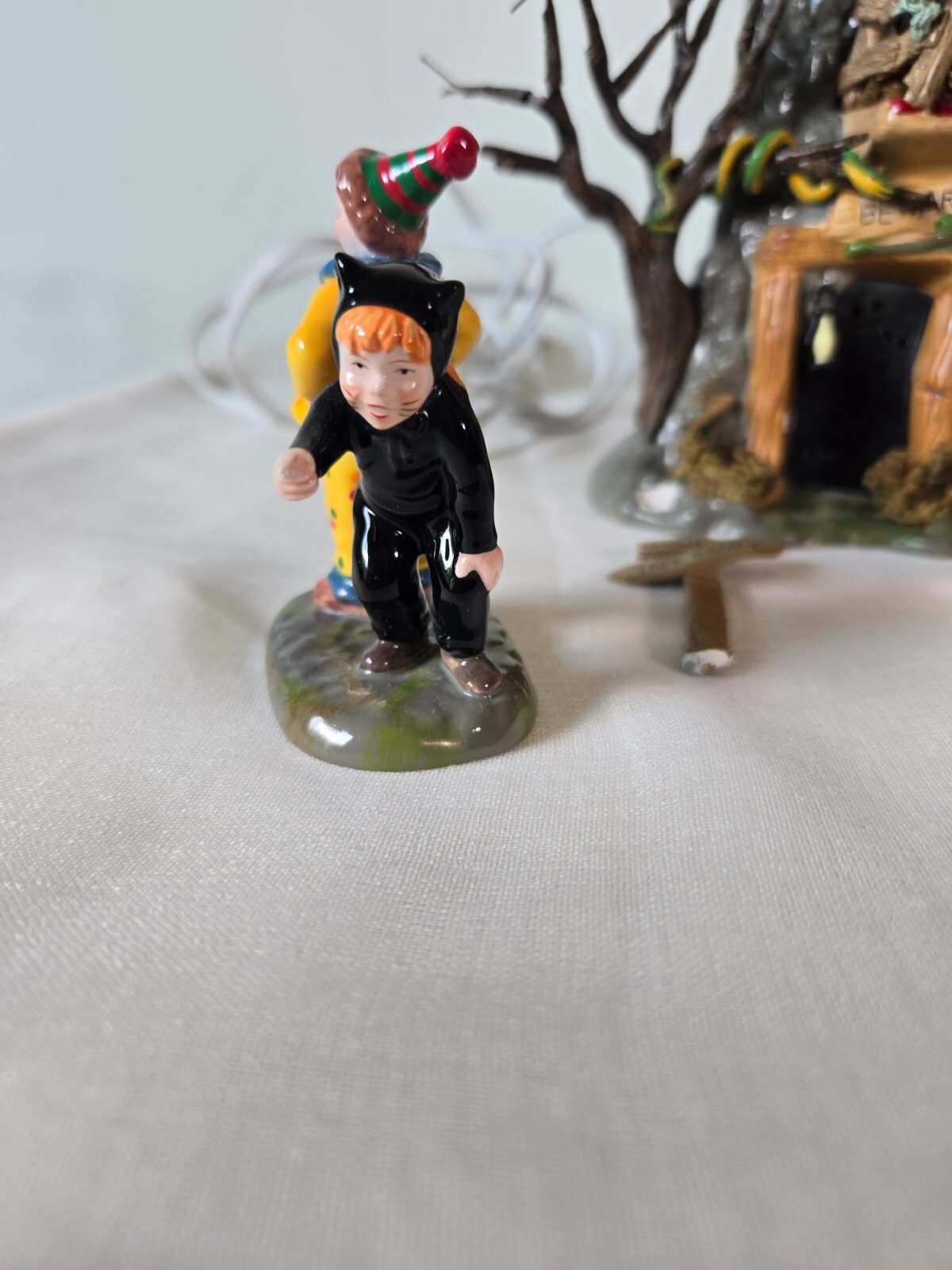 Dept 56 Snow Village Halloween Haunted Fun House – Works SOME FLAWS, PLEASE READ